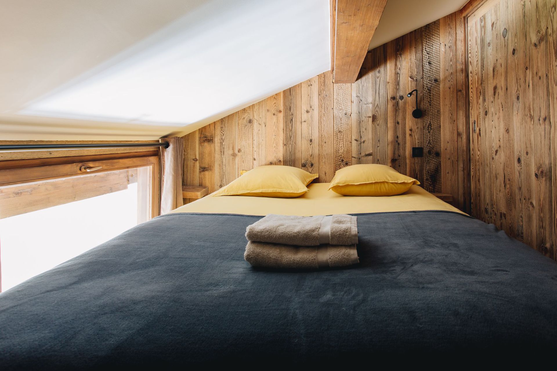 _lv_images__lot_0074061452_07_1446774