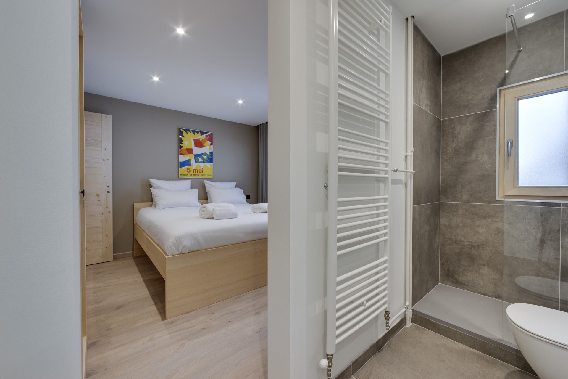 _lv_images__lot_0074061484_04_1446877