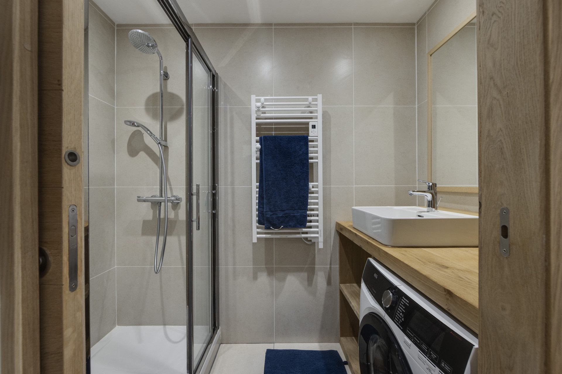 _lv_images__lot_0074061511_08_1447499