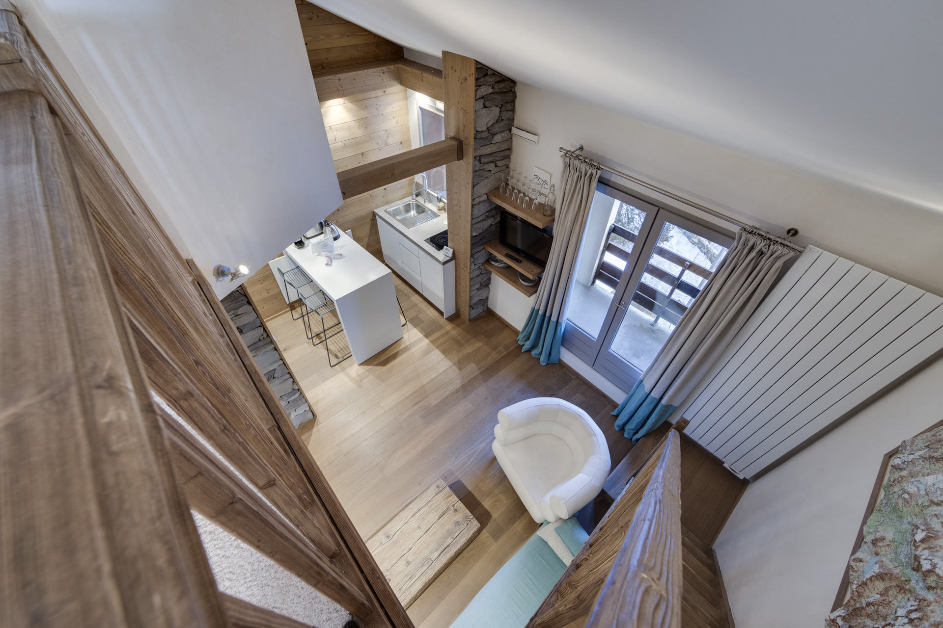 _lv_images__lot_0074061605_08_1446923