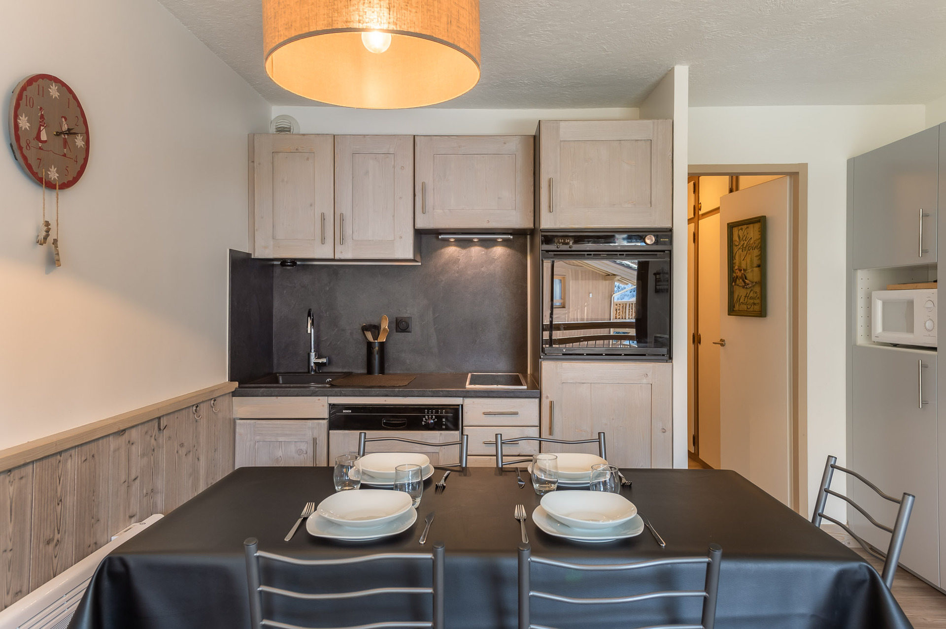 _lv_images__lot_0074061610_04_1445461