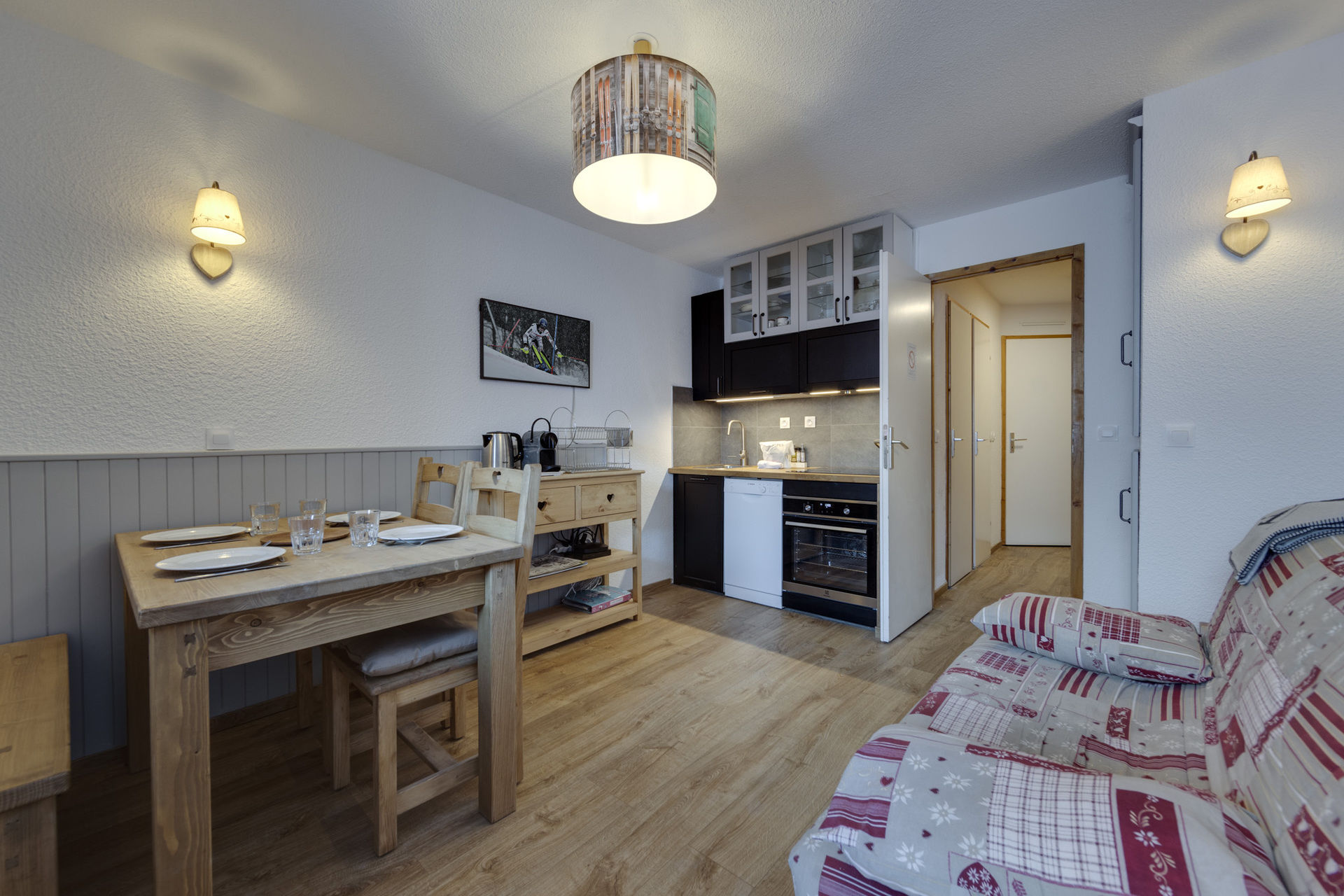 _lv_images__lot_0074061694_01_1447587