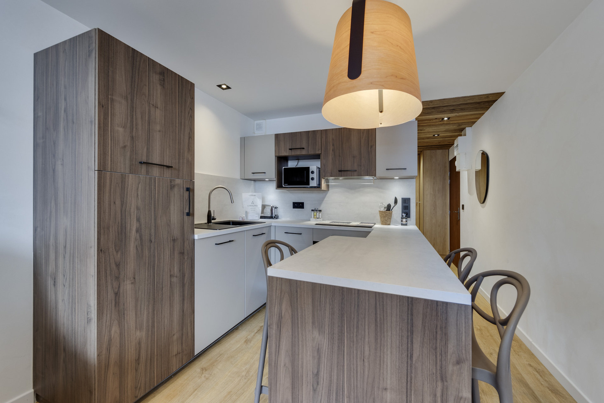 _lv_images__lot_0074061710_04_1446997