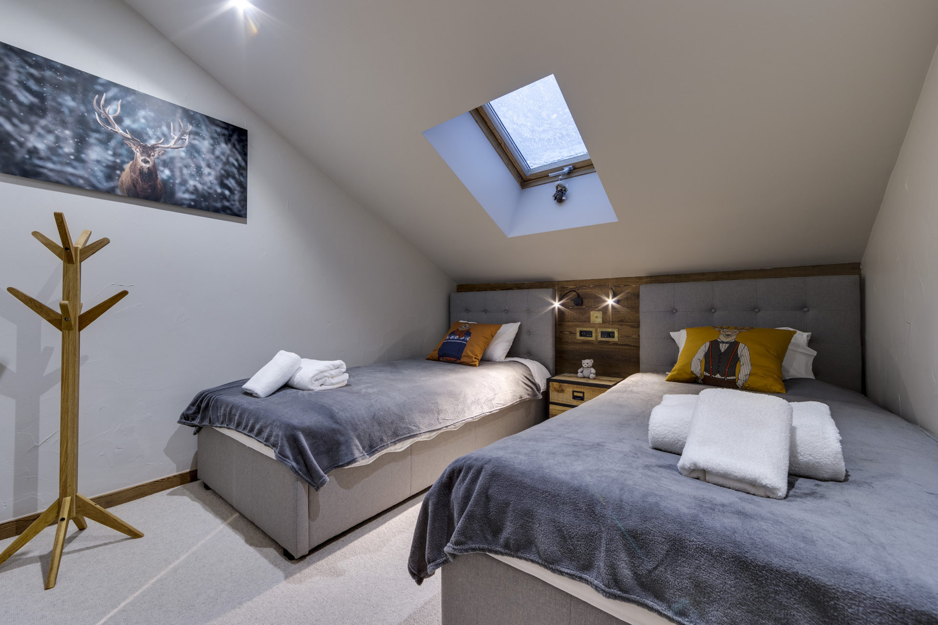 _lv_images__lot_0074061741_09_1447958