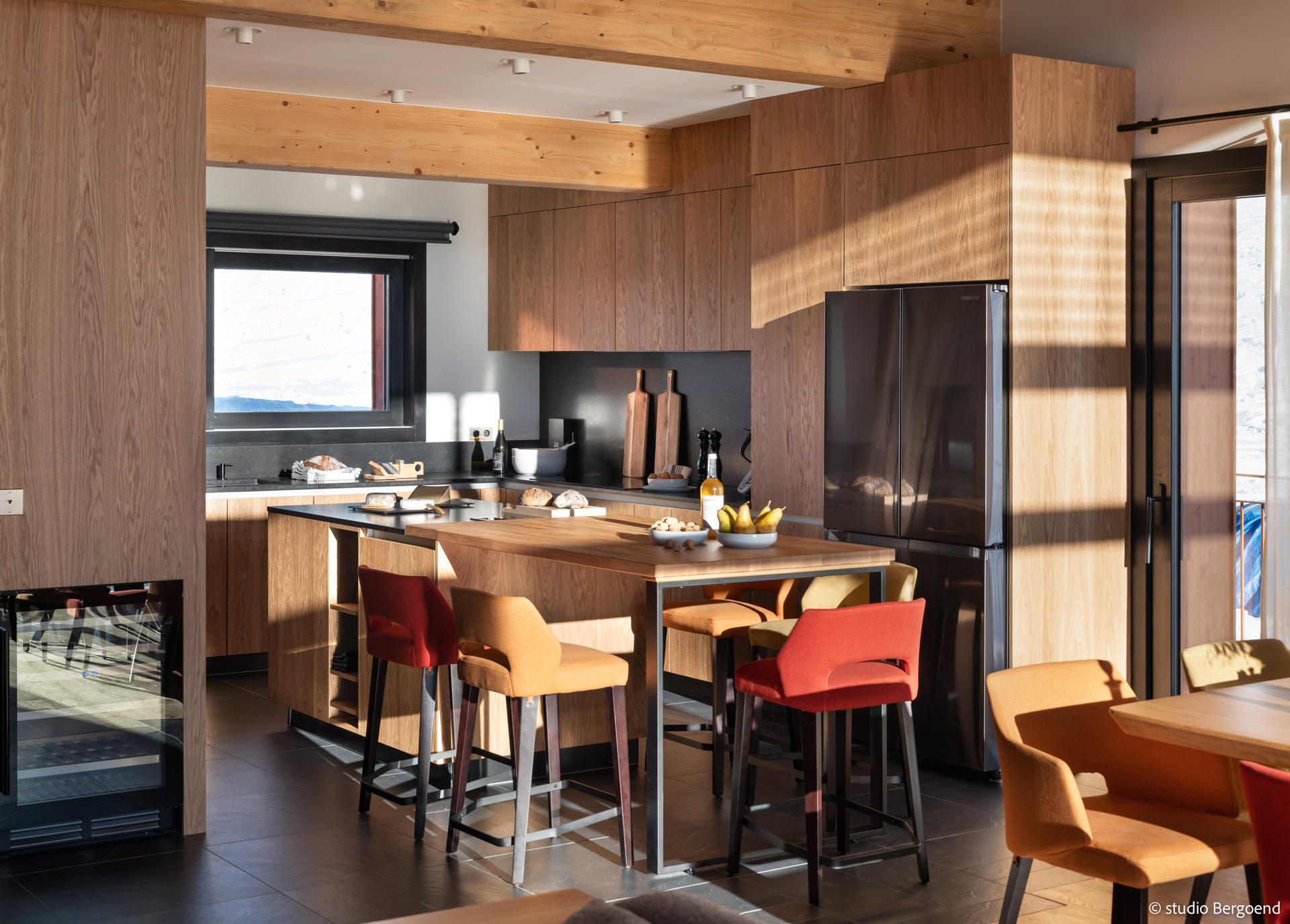 _lv_images__lot_0074061806_04_1342846