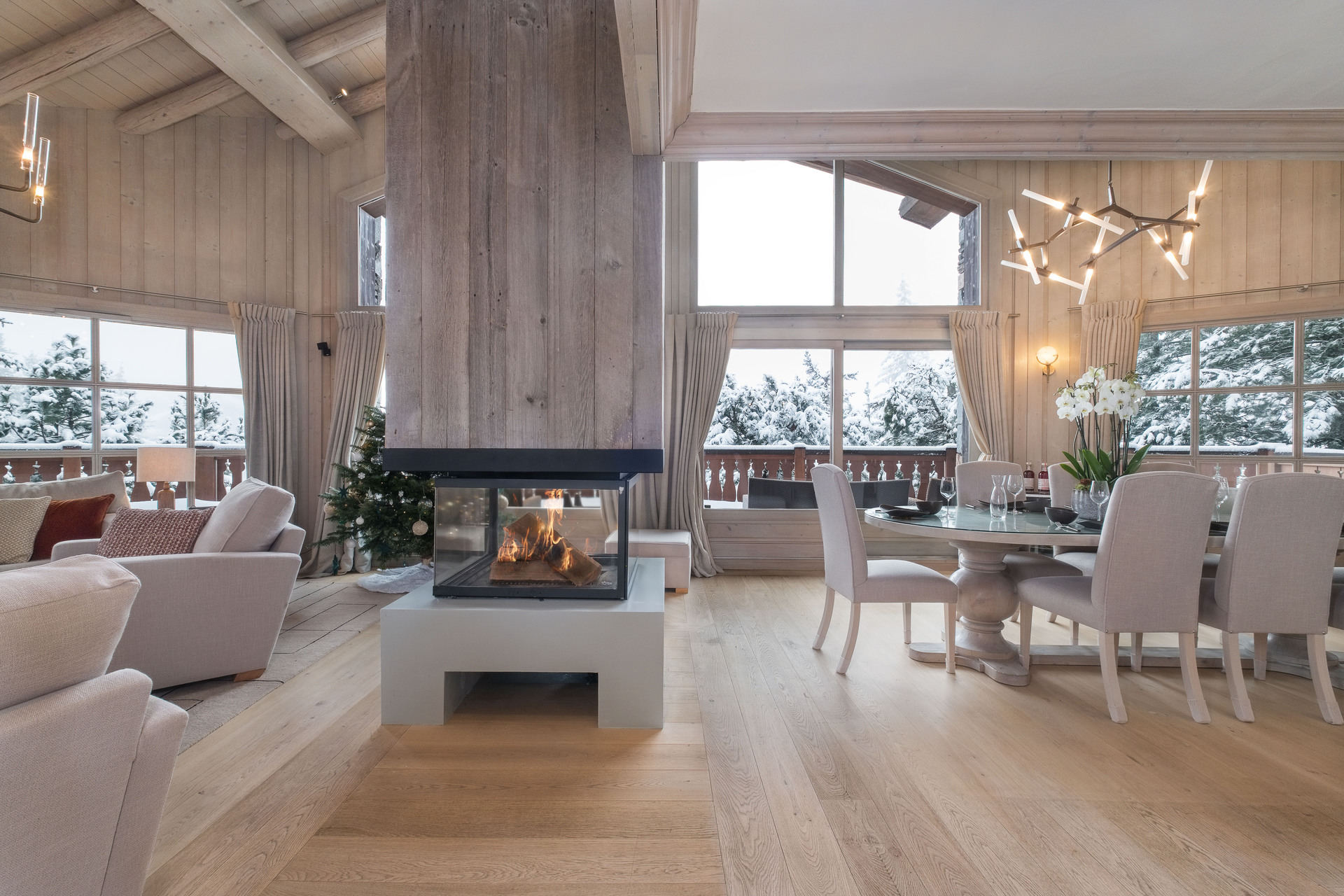 _lv_images__lot_0074061818_01_1448127