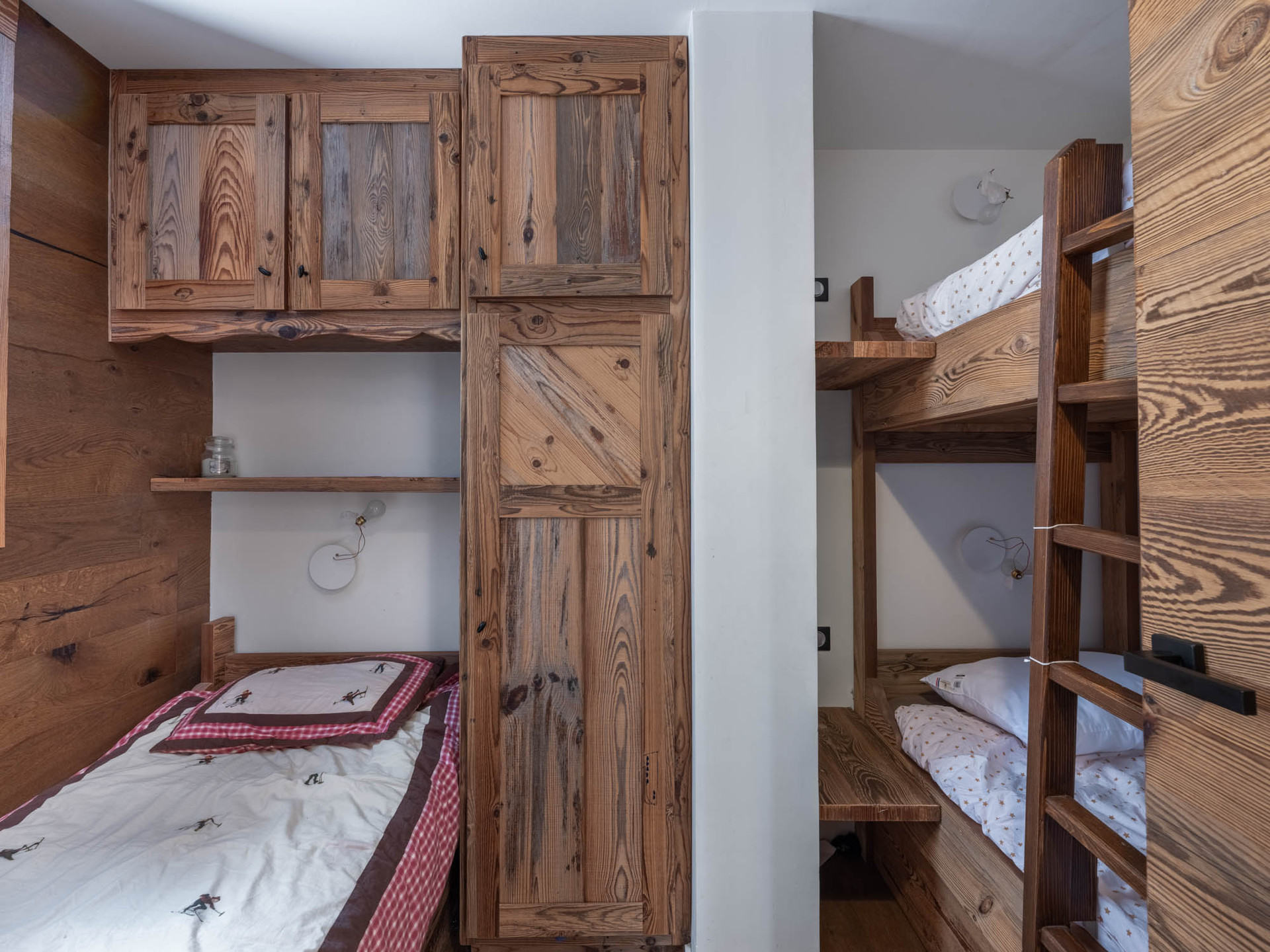 _lv_images__lot_0074061837_12_1448948