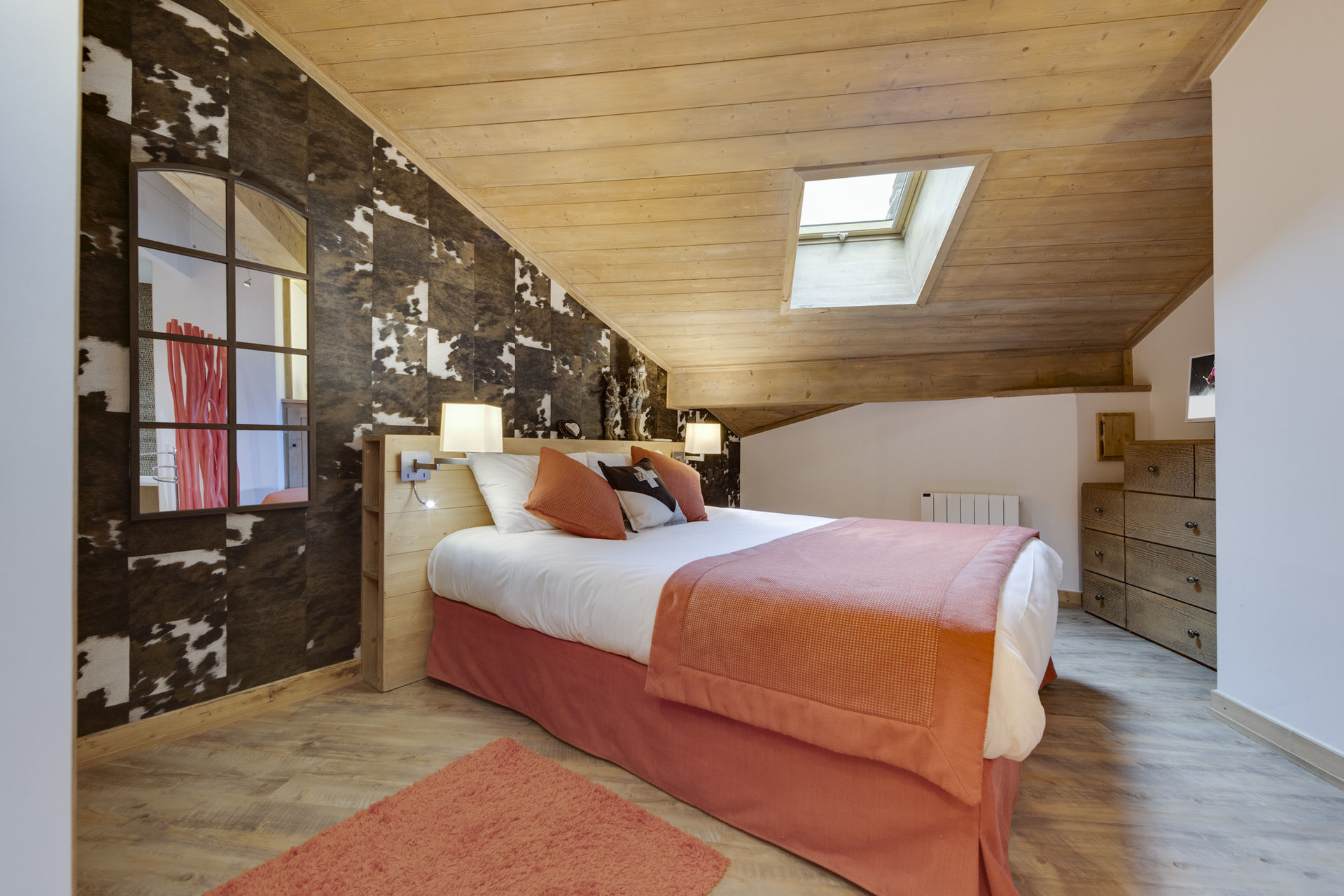 _lv_images__lot_0074061838_06_1447762