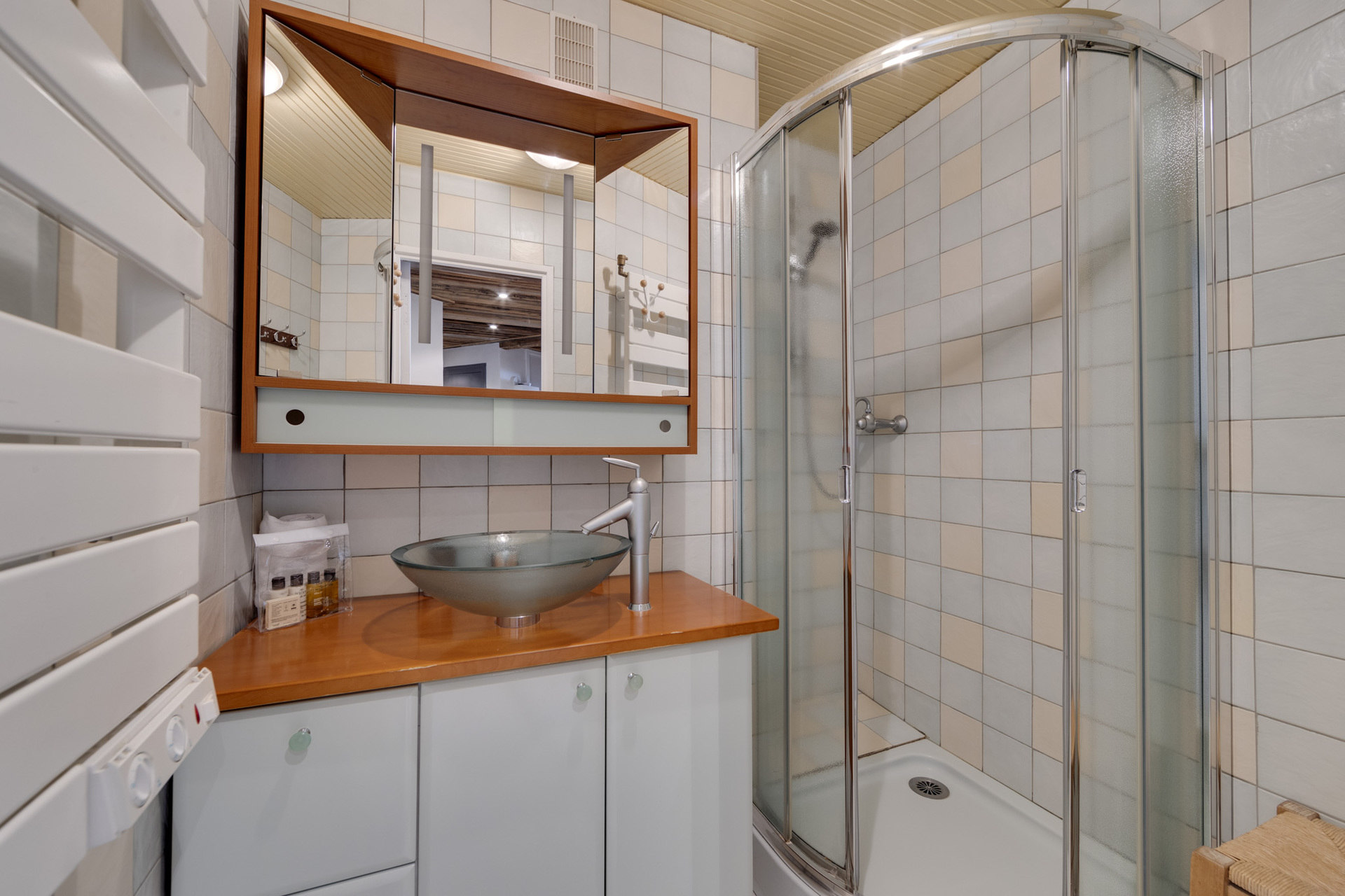 _lv_images__lot_0074061846_09_1447410