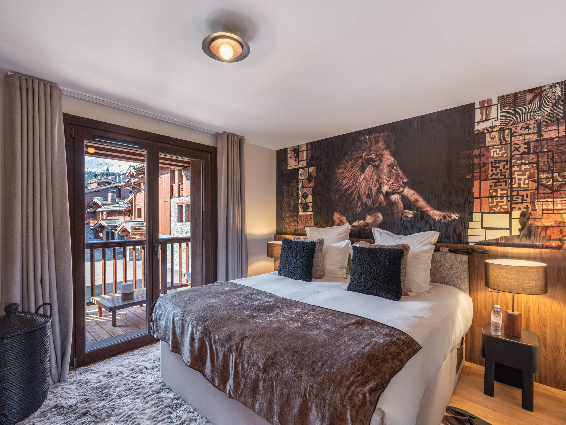 _lv_images__lot_0074061892_11_1445035