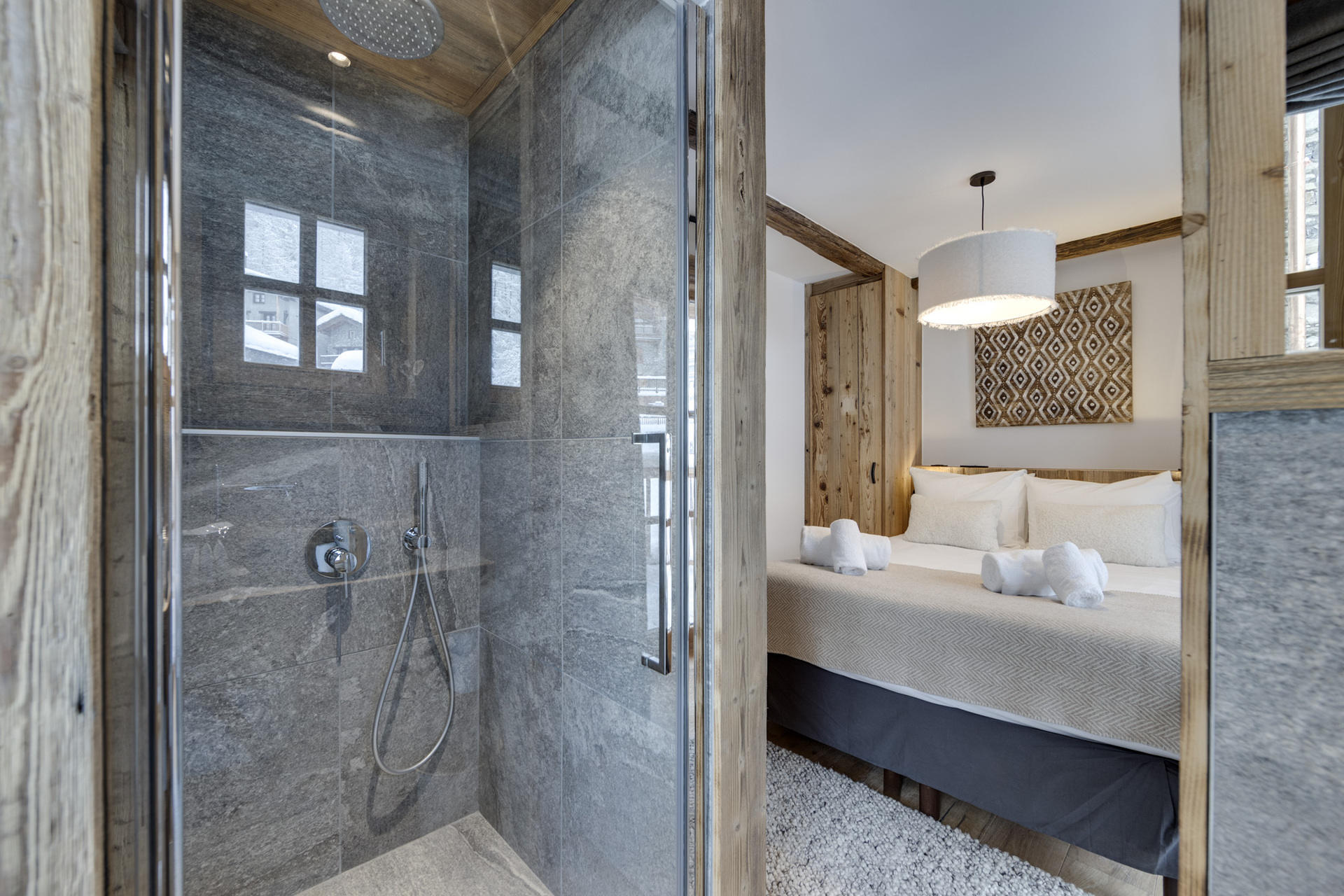 _lv_images__lot_0074061927_06_1446846