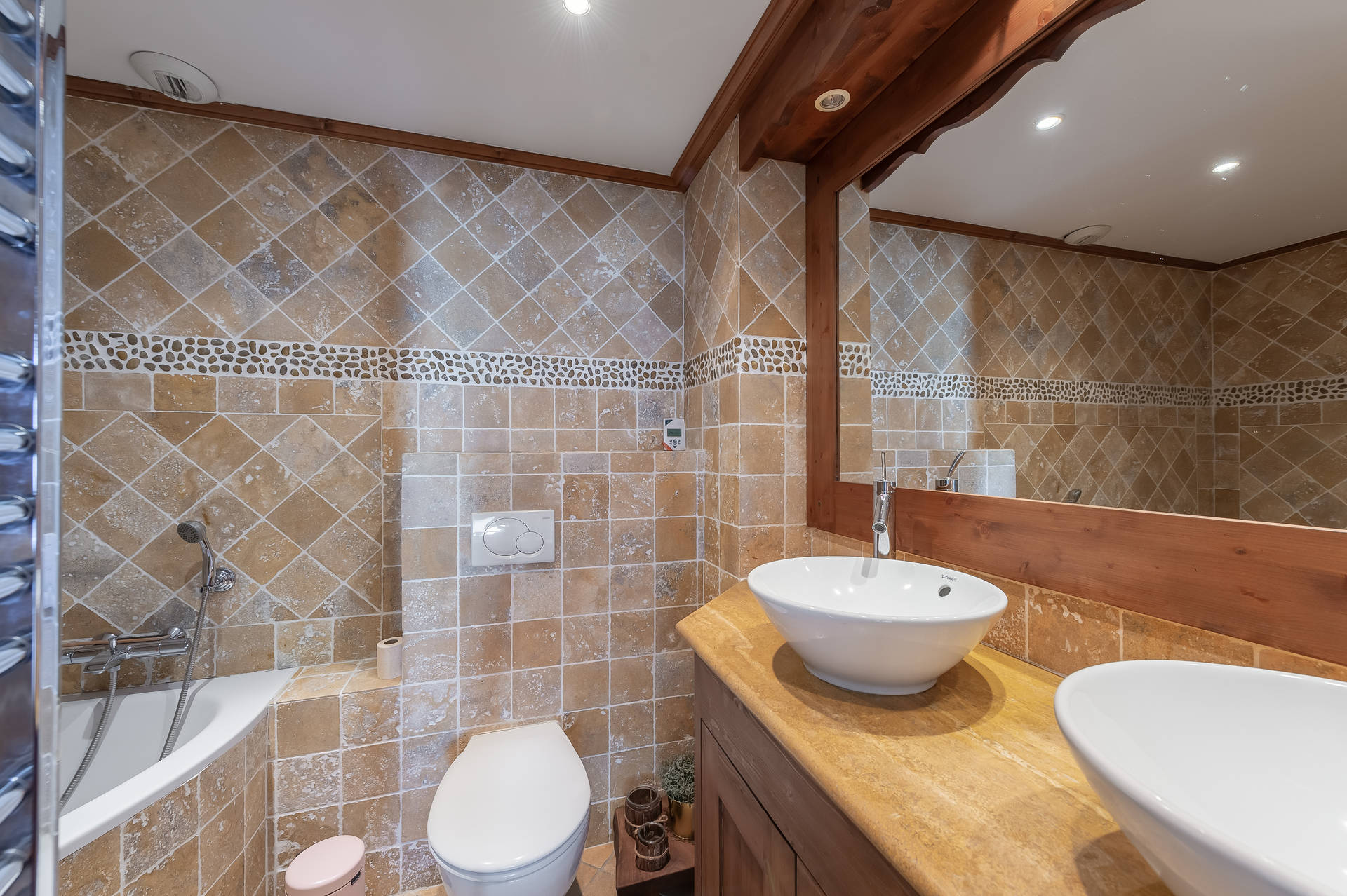 _lv_images__lot_0074061956_09_1448776