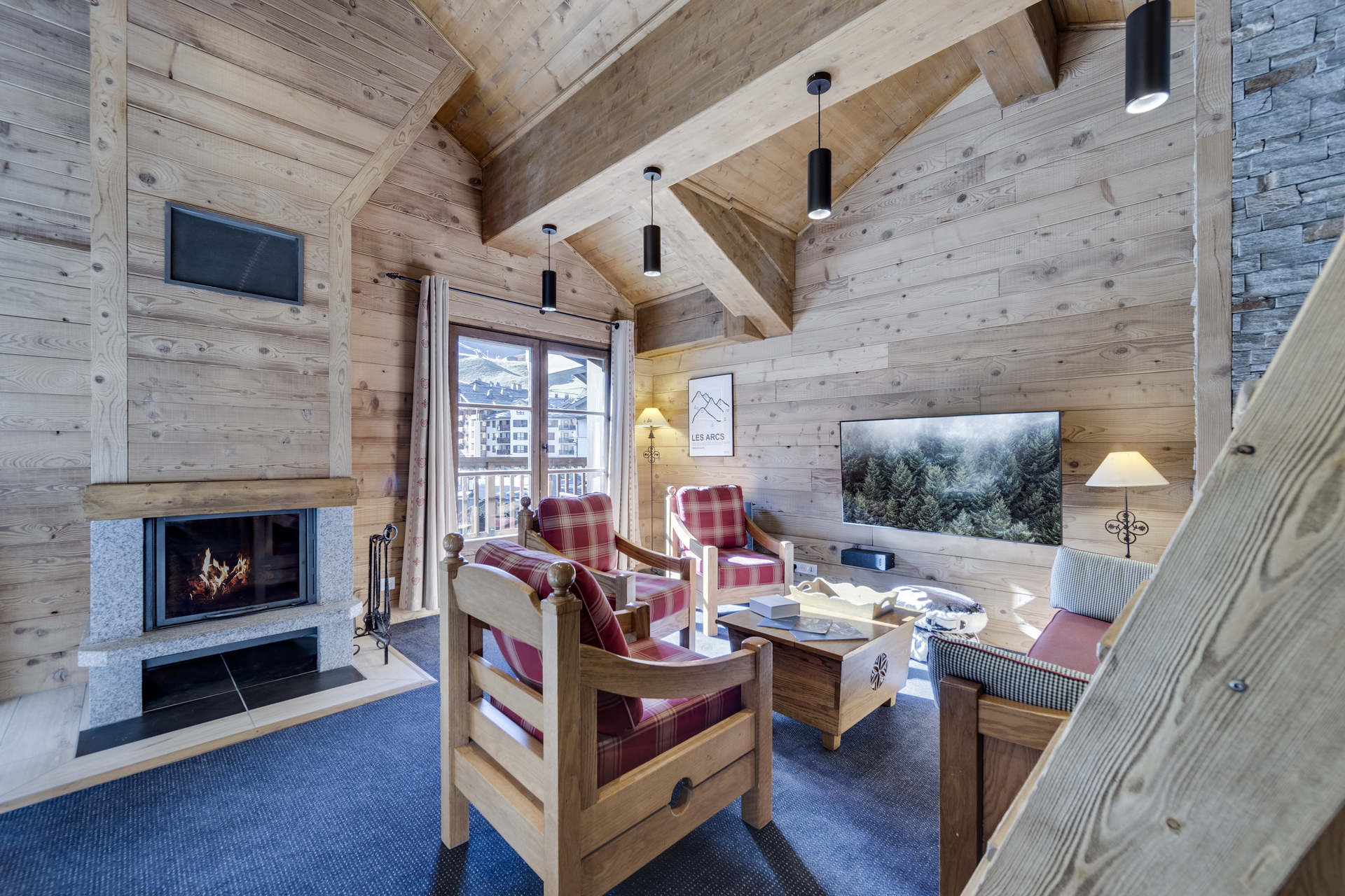 _lv_images__lot_0074061993_04_1447801