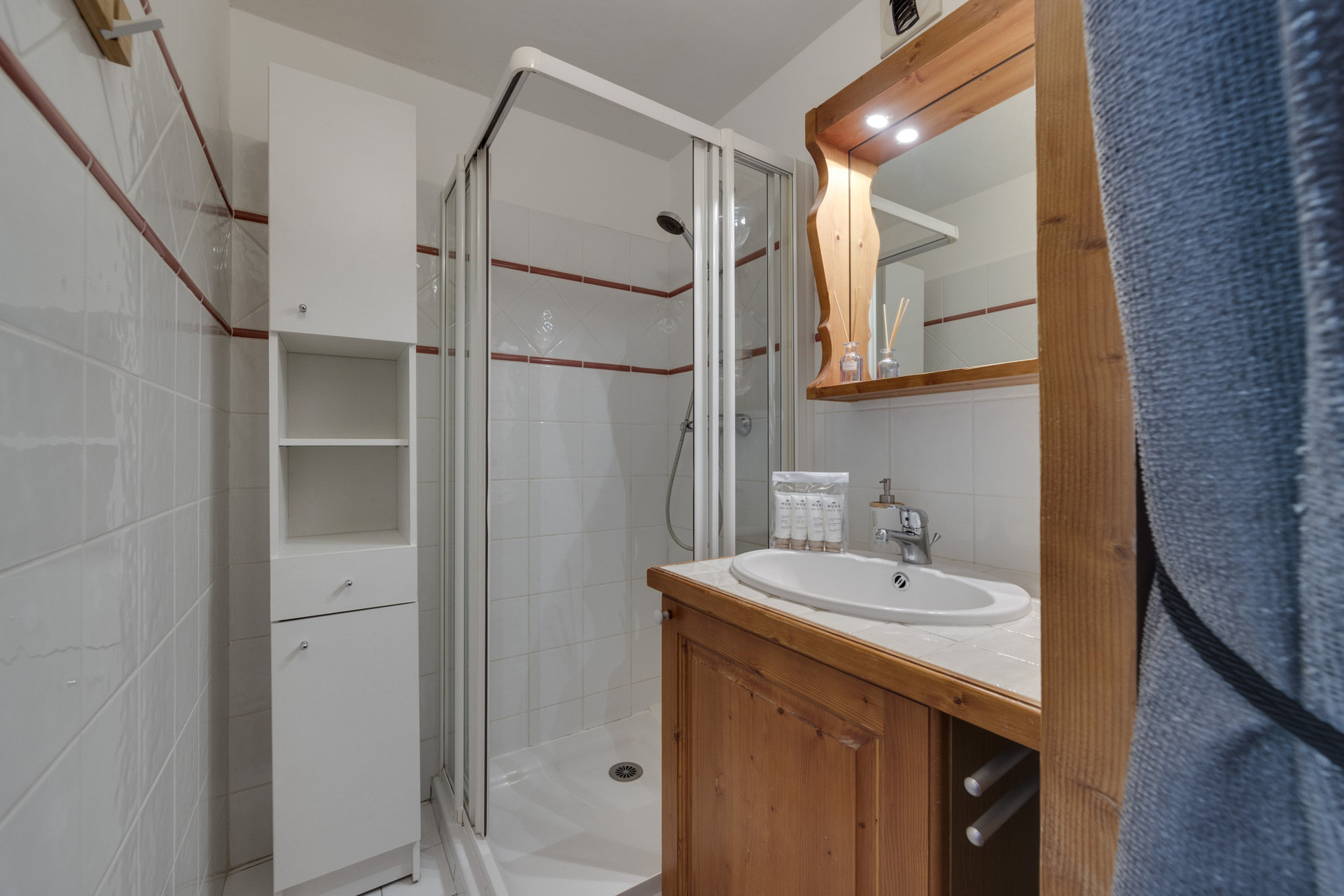 _lv_images__lot_0075230318_09_1447317