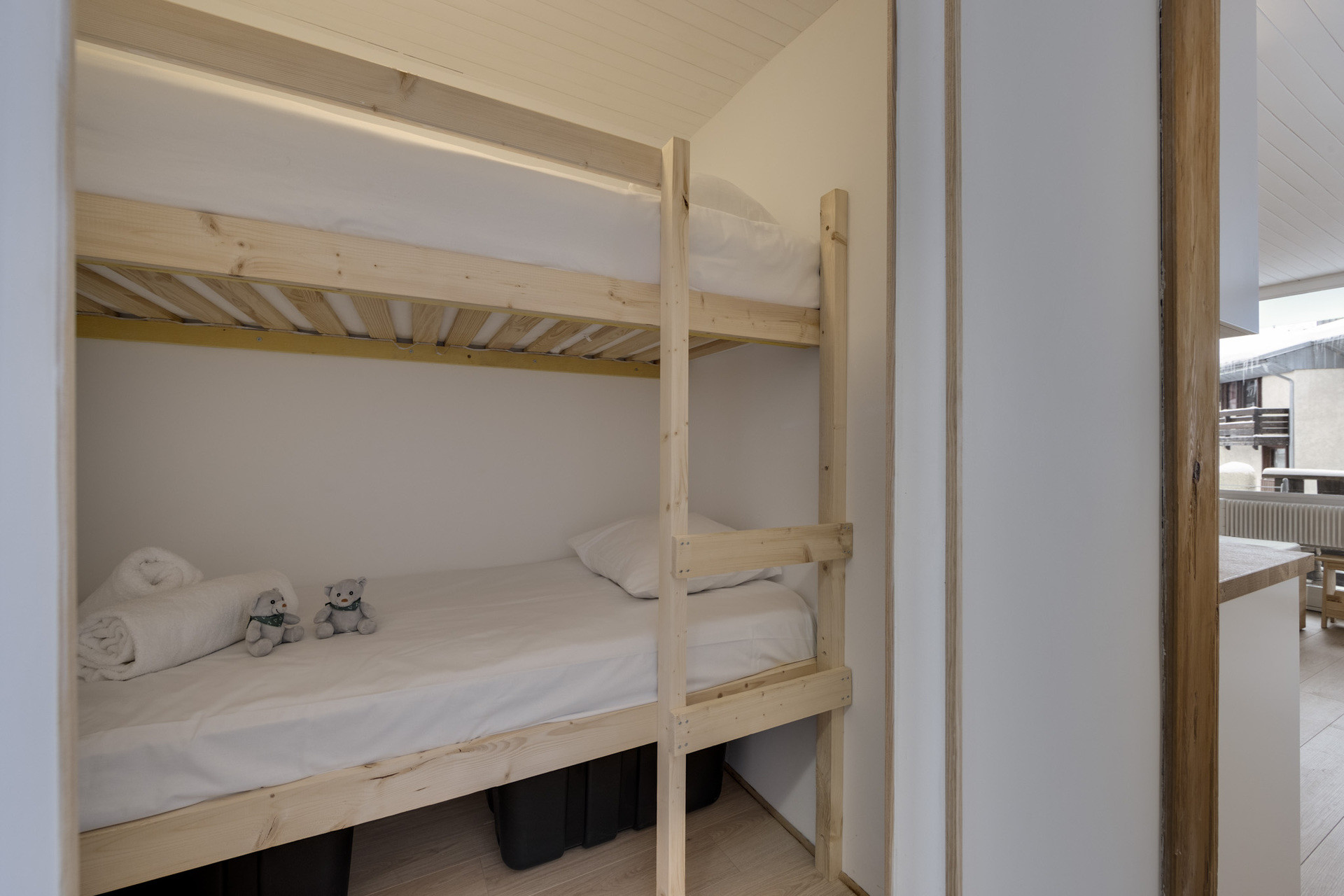 _lv_images__lot_0075553557_08_1447569