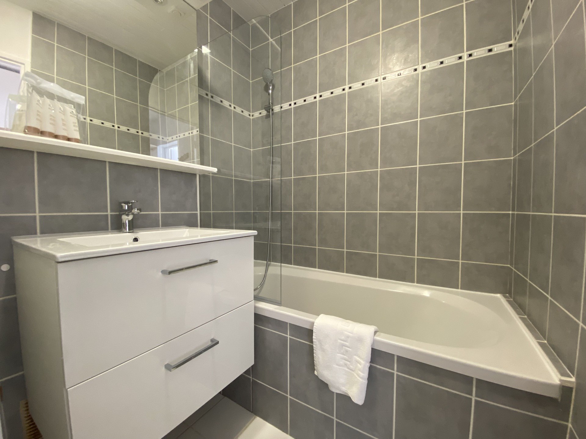 _lv_images__lot_0075553557_11_1447572