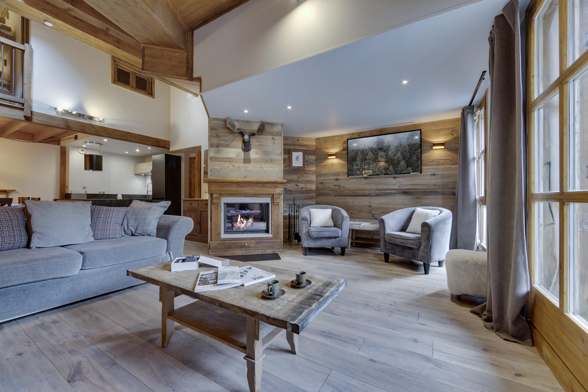 _lv_images__lot_0075553655_02_1447891