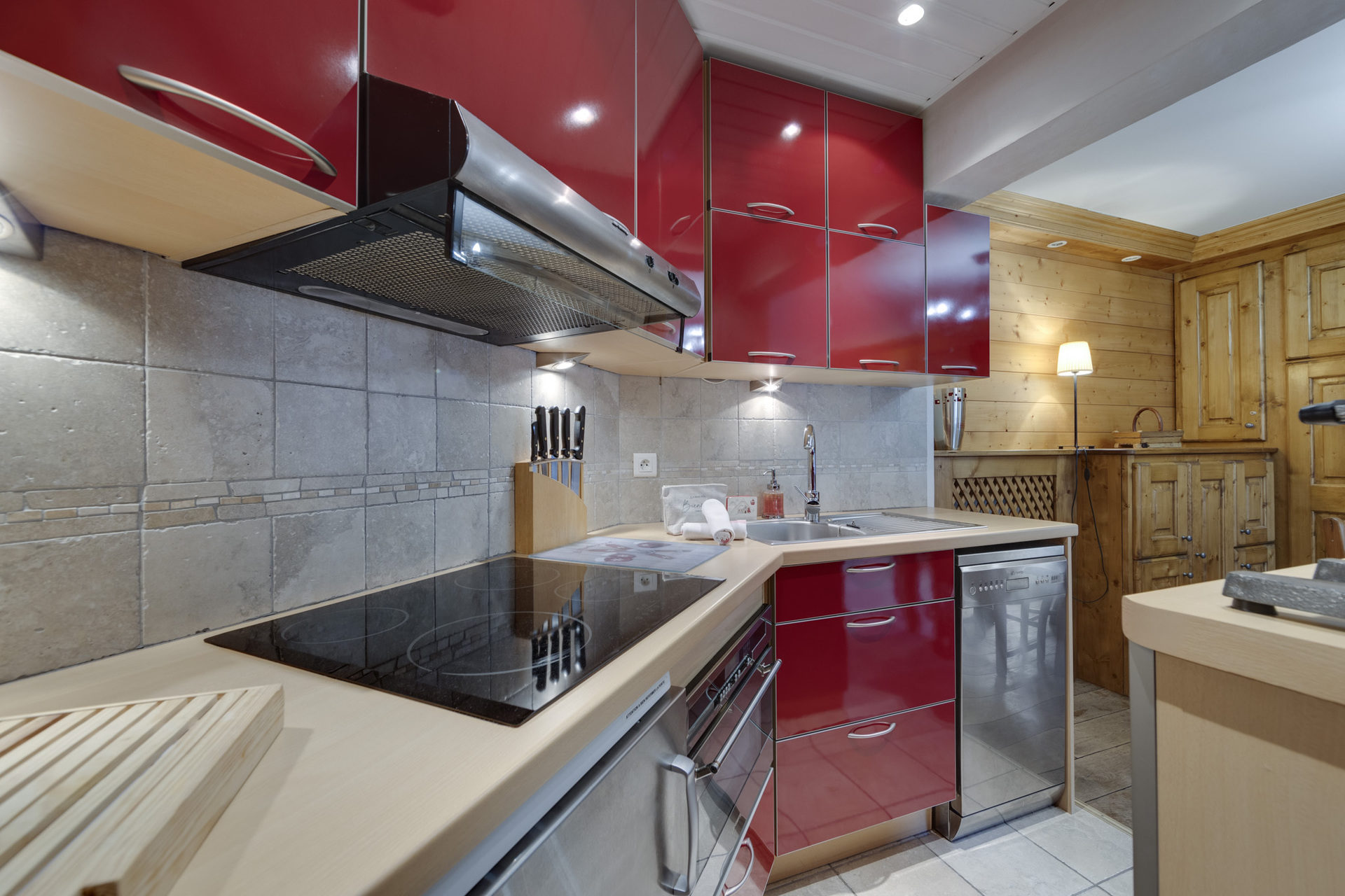 _lv_images__lot_0075553733_04_1447452