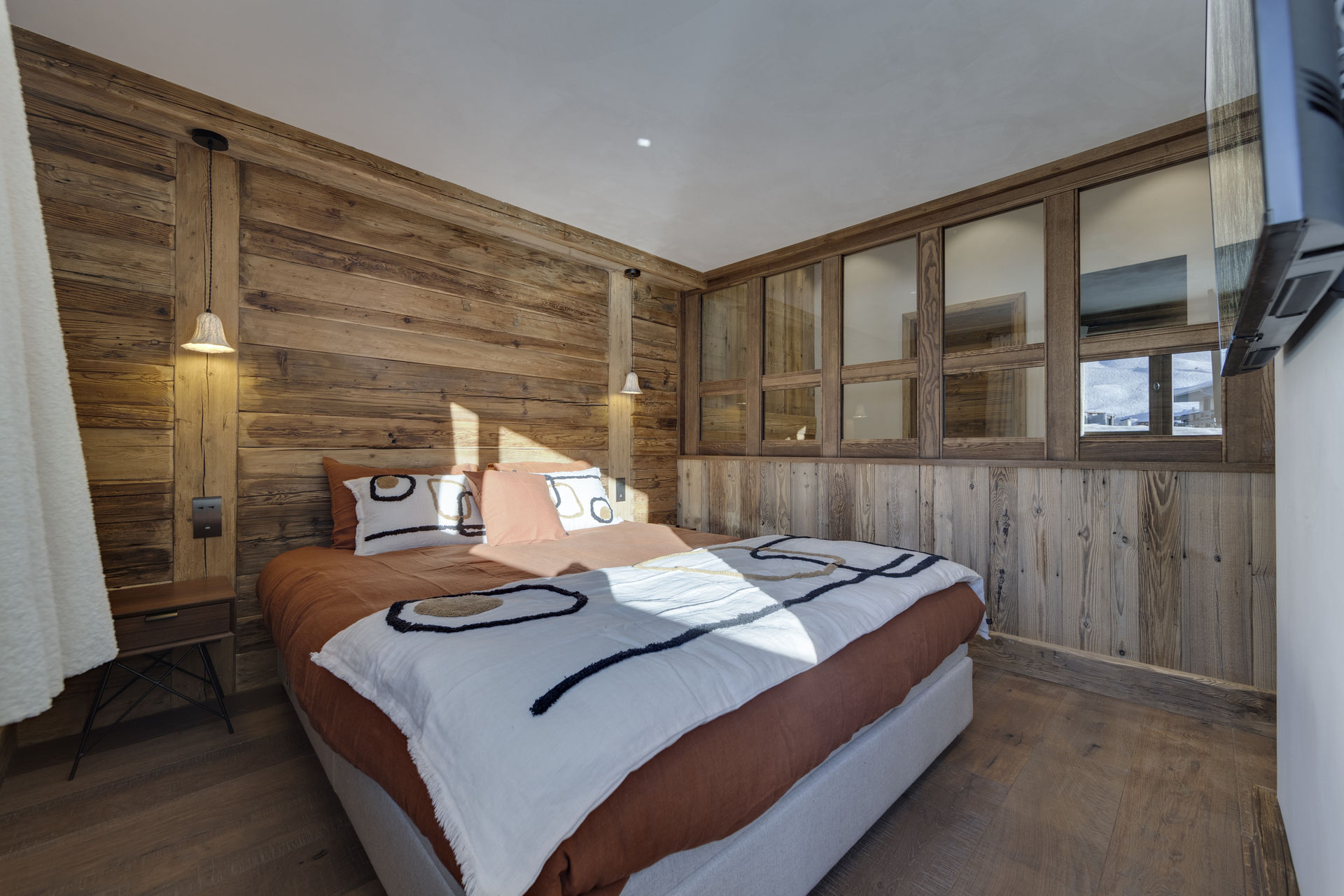 _lv_images__lot_0075553778_13_172399