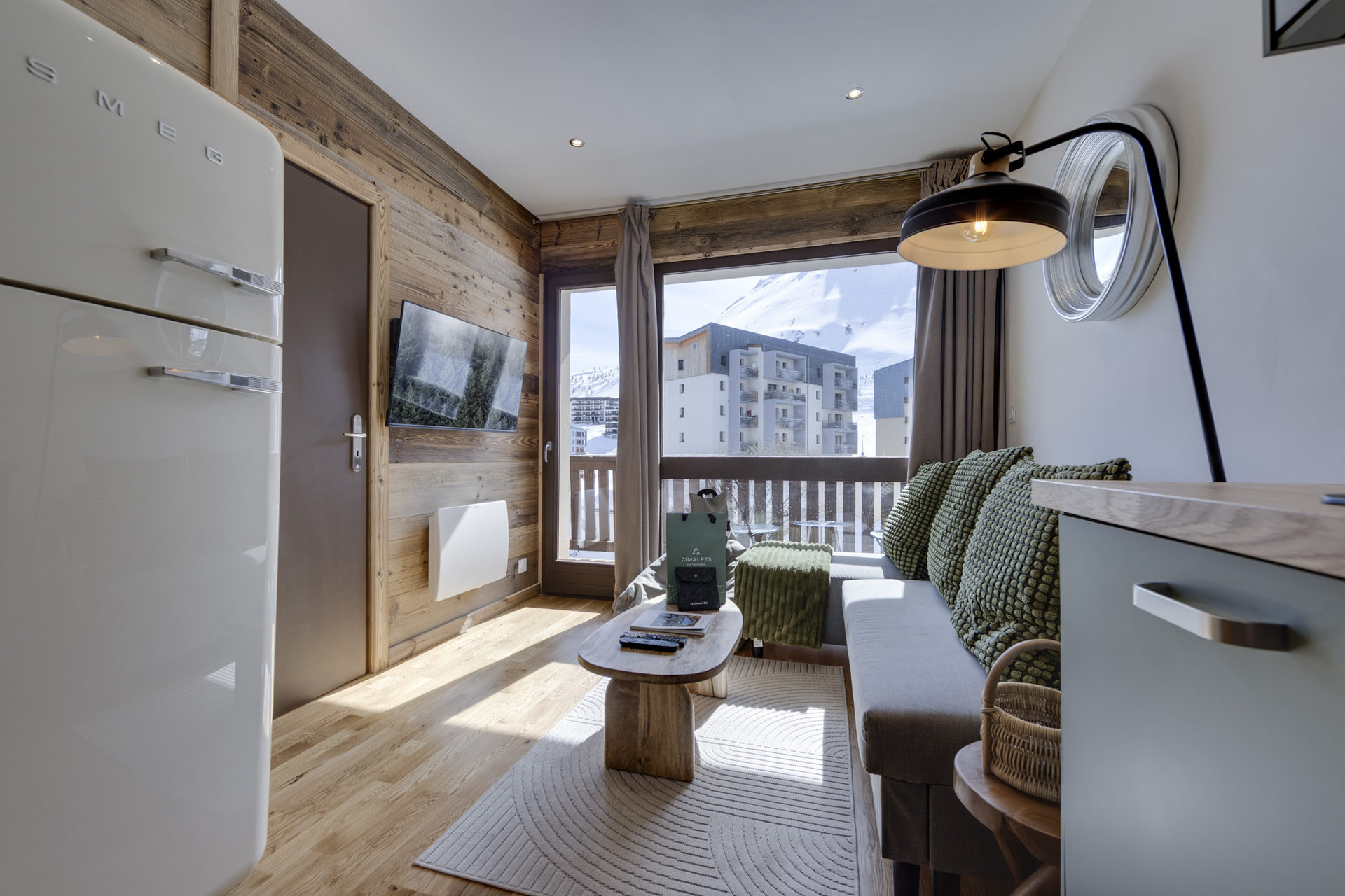 _lv_images__lot_0075553797_02_1447297