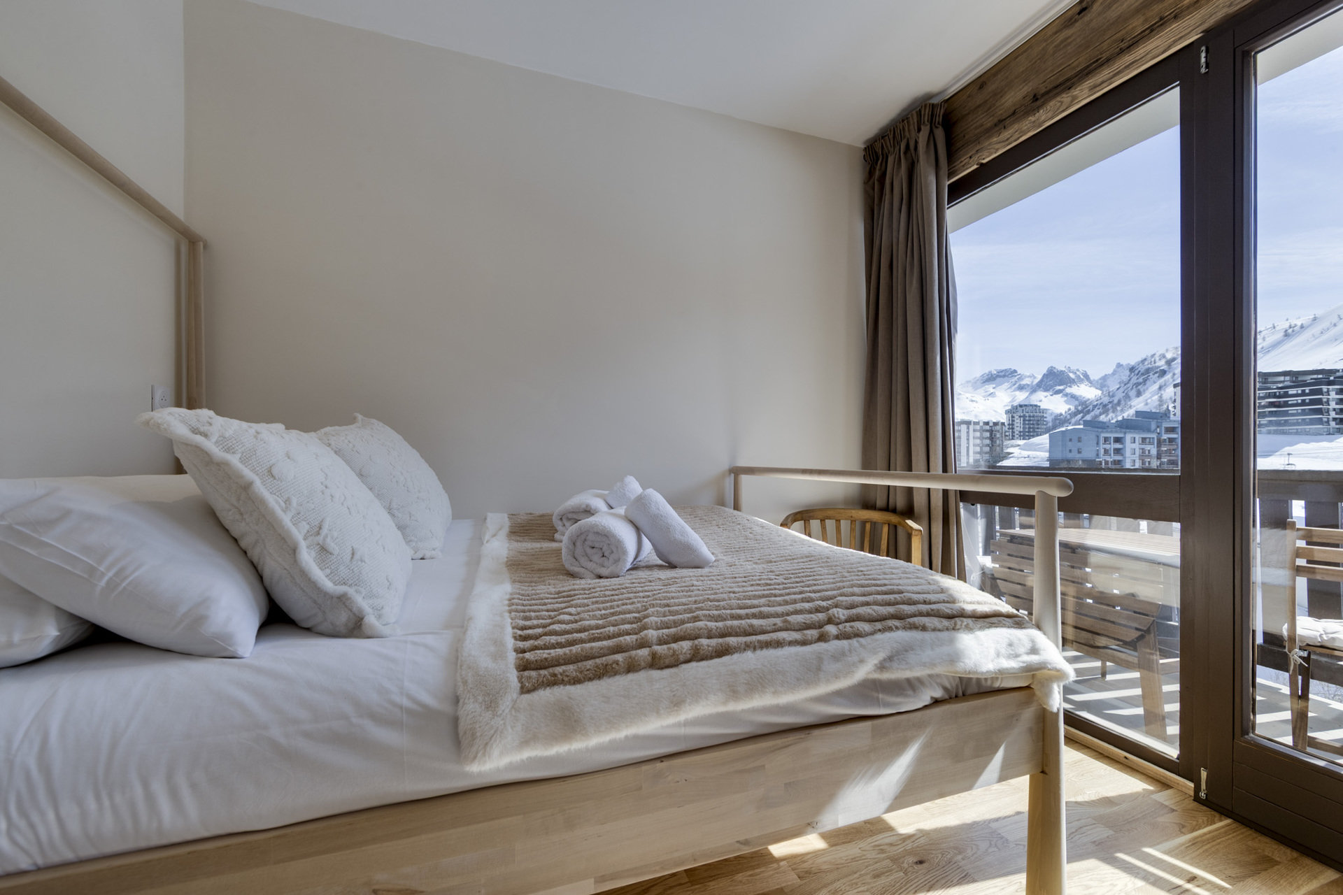 _lv_images__lot_0075553797_08_1447303