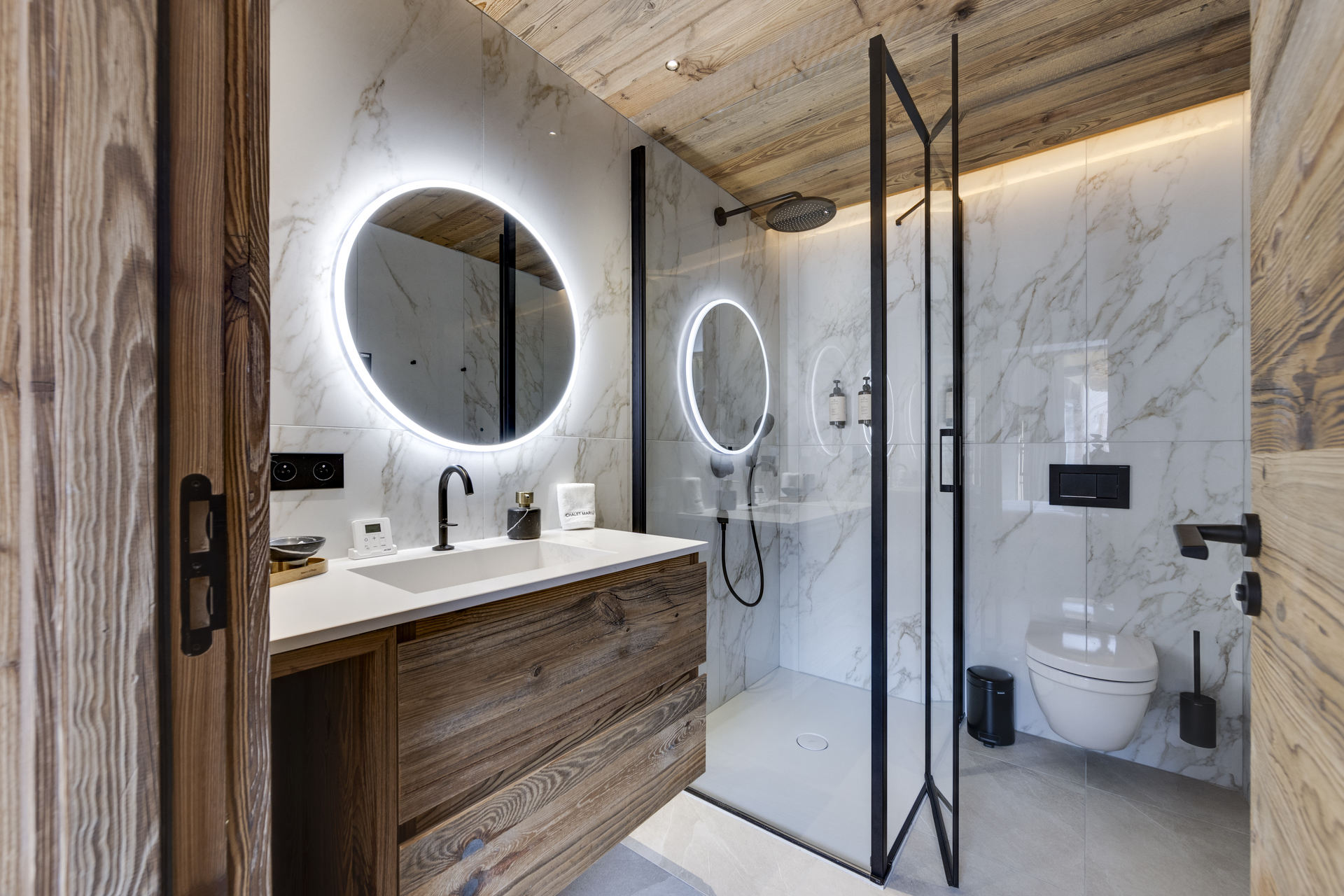 _lv_images__lot_0075553800_06_1446530