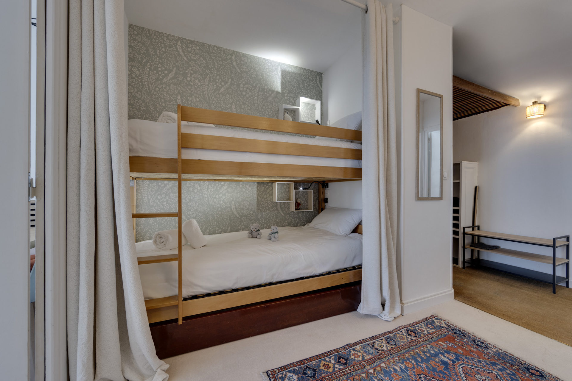 _lv_images__lot_0075553812_08_1447558