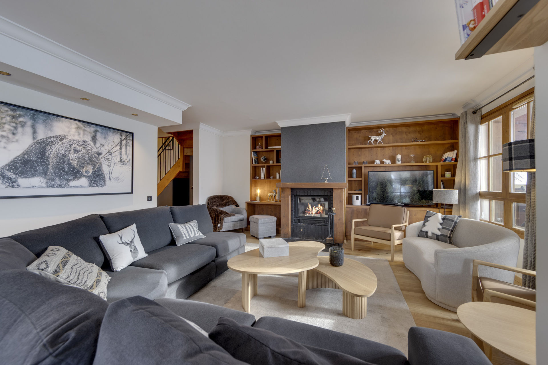 _lv_images__lot_0075553827_02_1447907