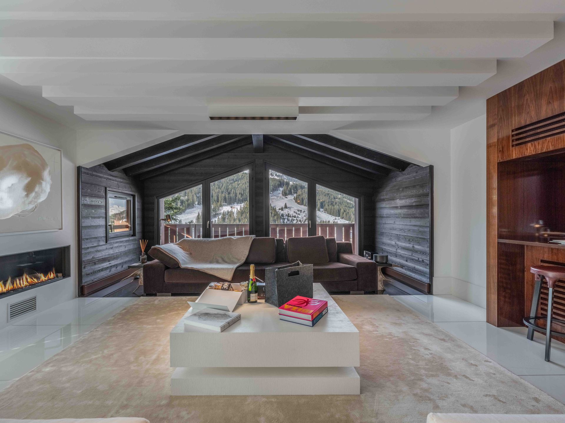 _lv_images__lot_0075553886_02_1446119