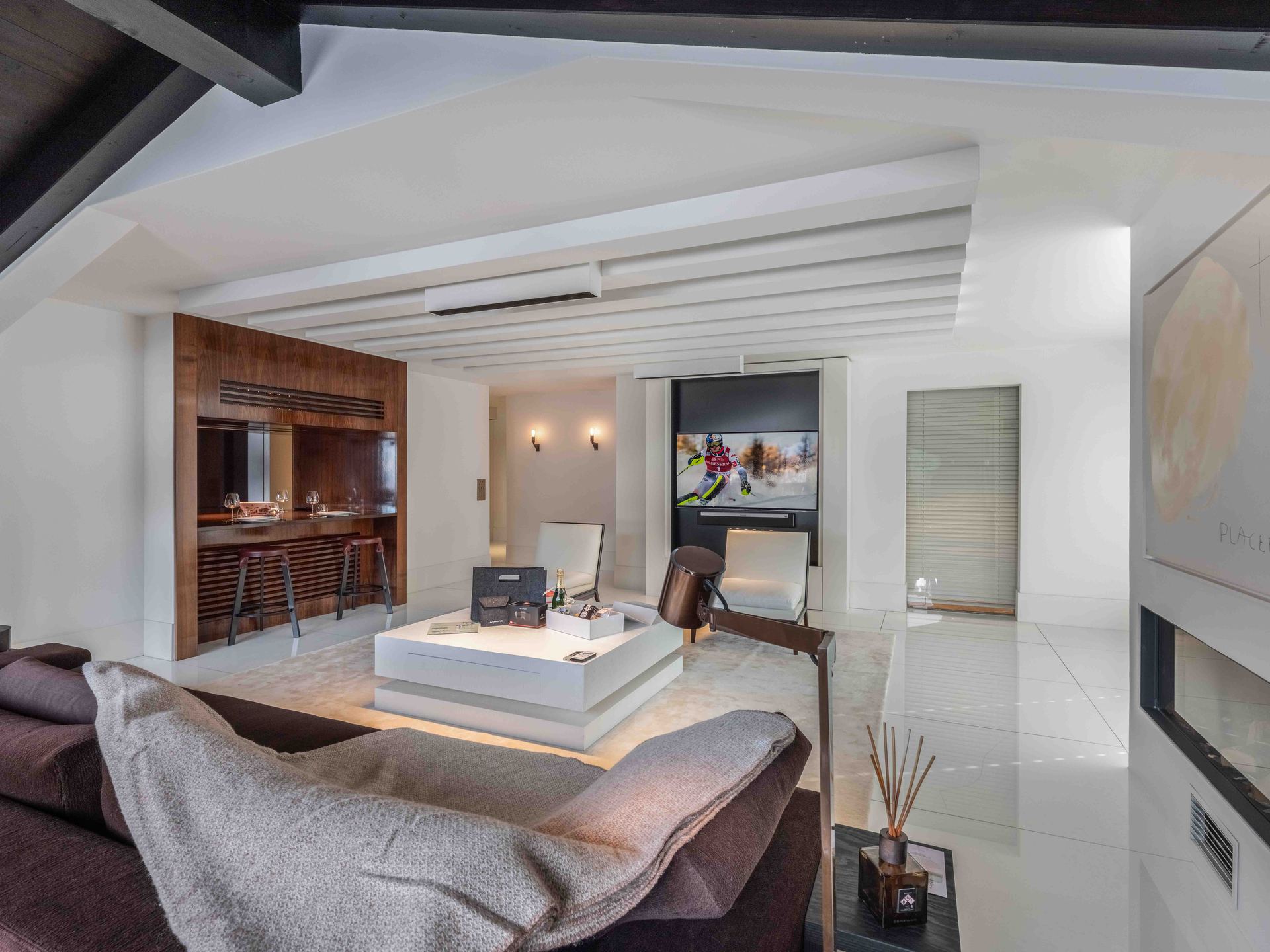 _lv_images__lot_0075553886_04_1446121