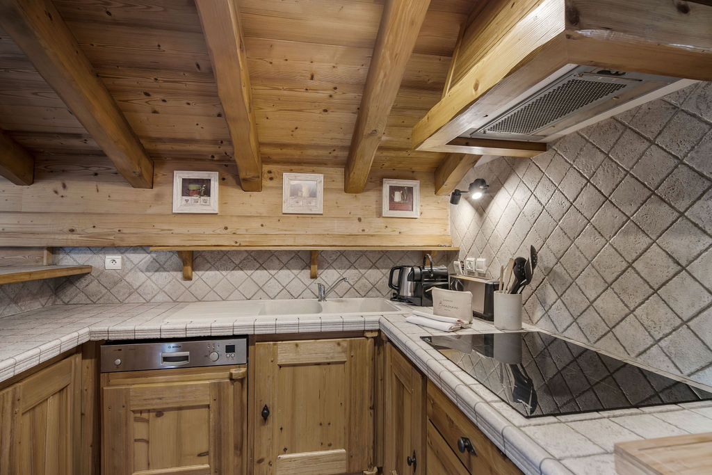 _lv_images__lot_0075554016_05_1445678