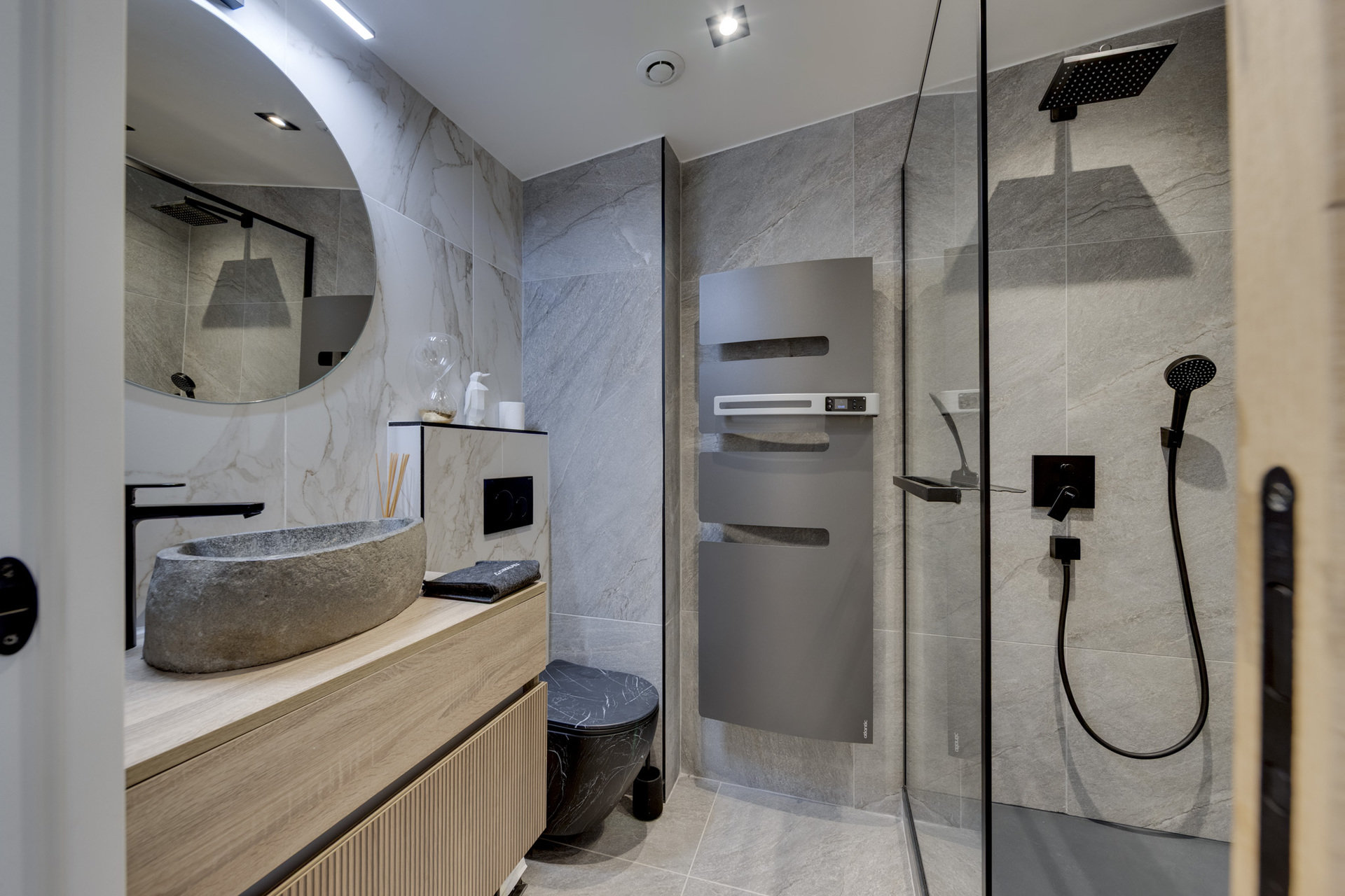 _lv_images__lot_0075554056_13_1447049