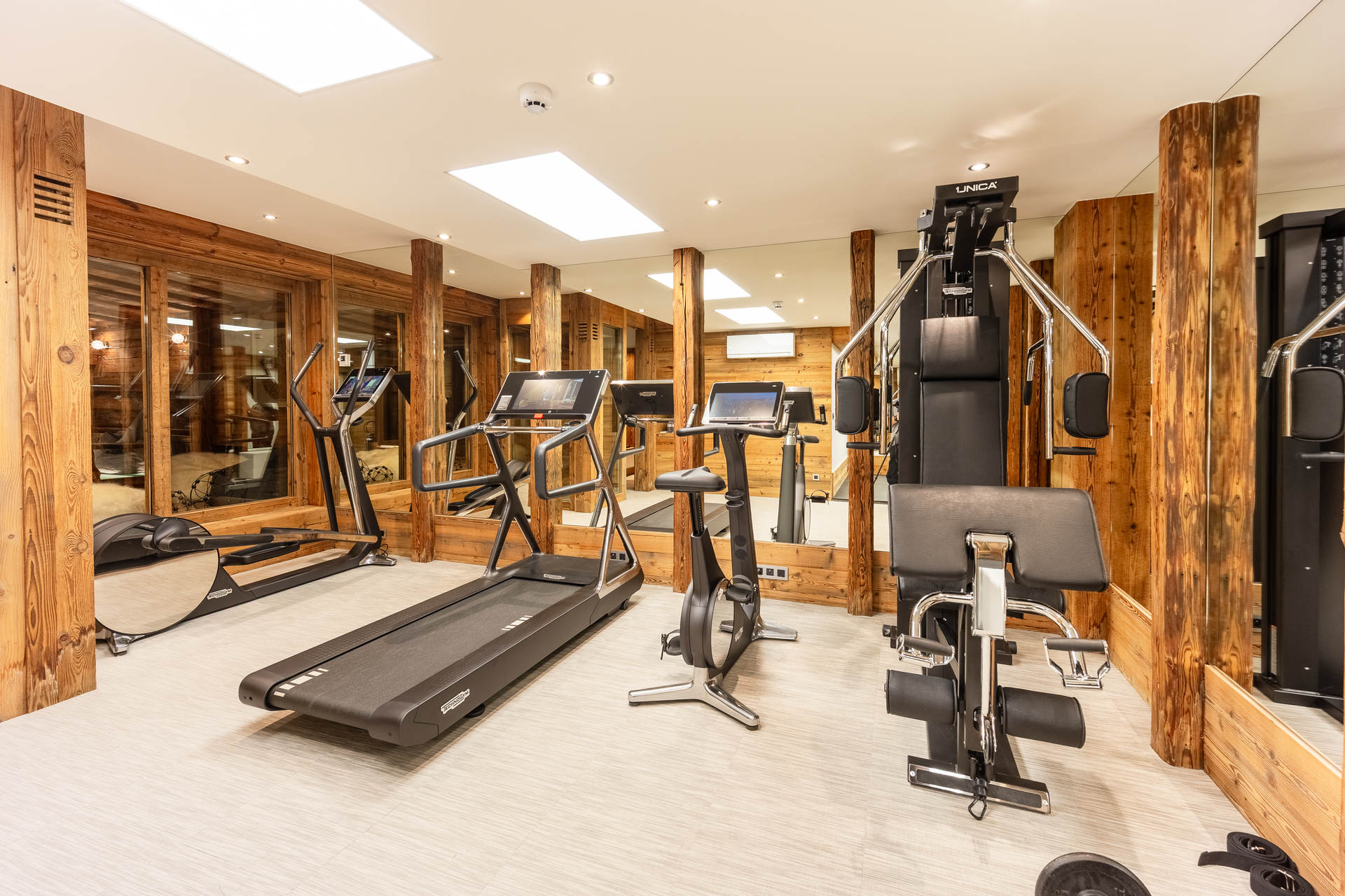 _lv_images__lot_0075554187_13_1450097