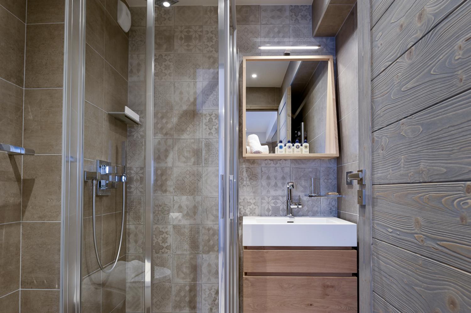 a07-sdb-1-web-752985