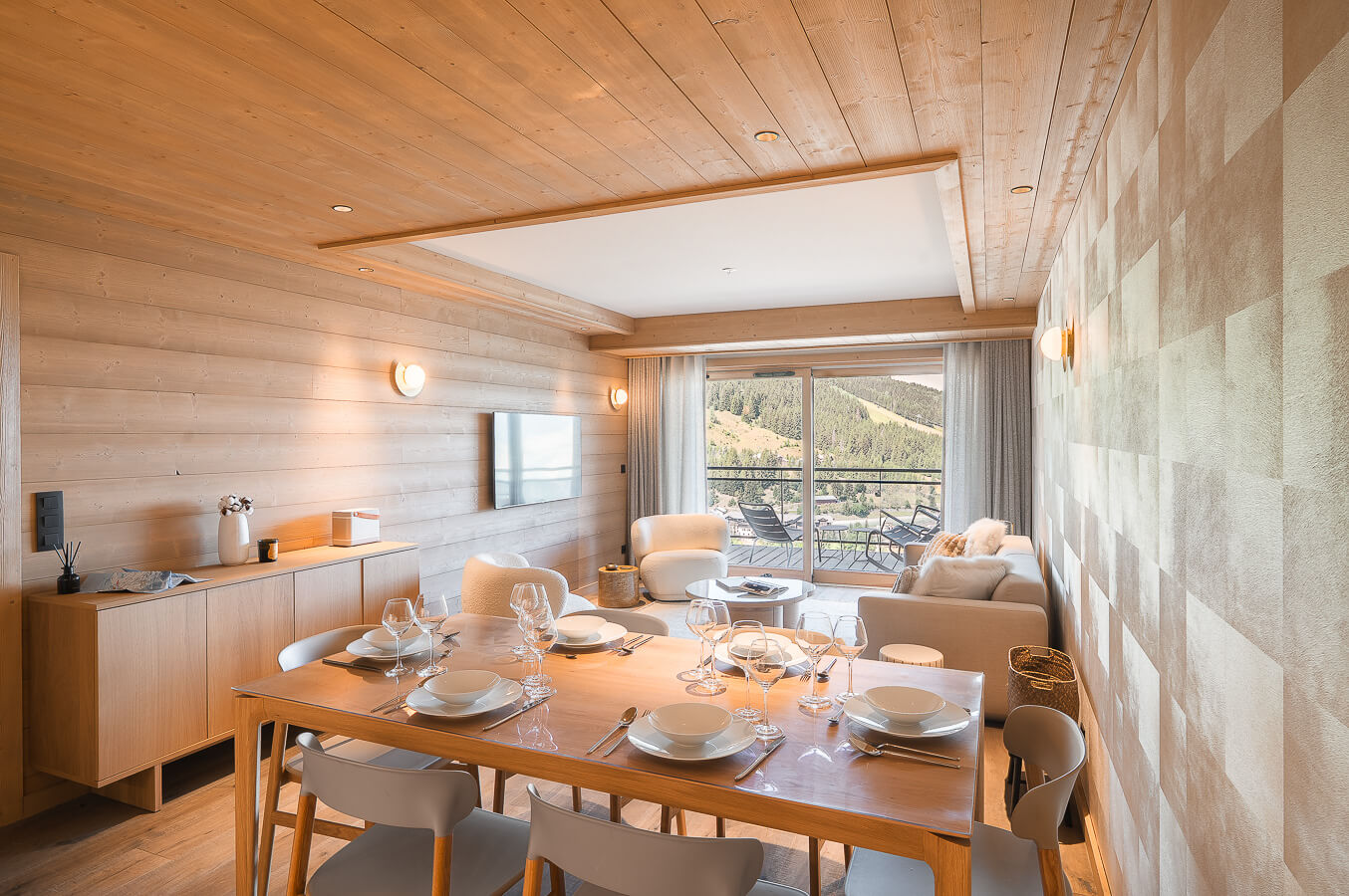 a08-steamboat-dining-1465967