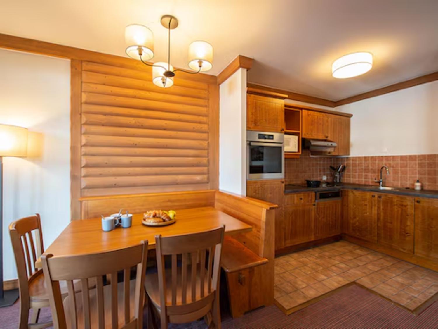 aaa-107891-43-1015660