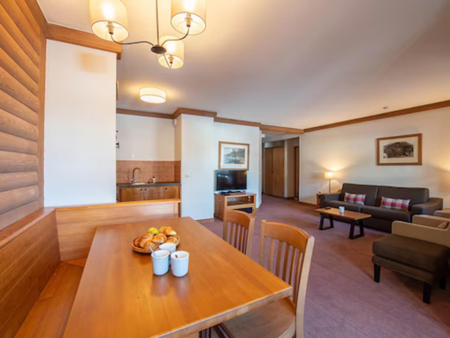 aaa-107896-43-1015663