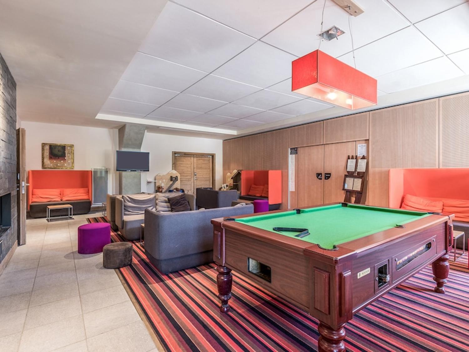 aaa-123938-43-1007813