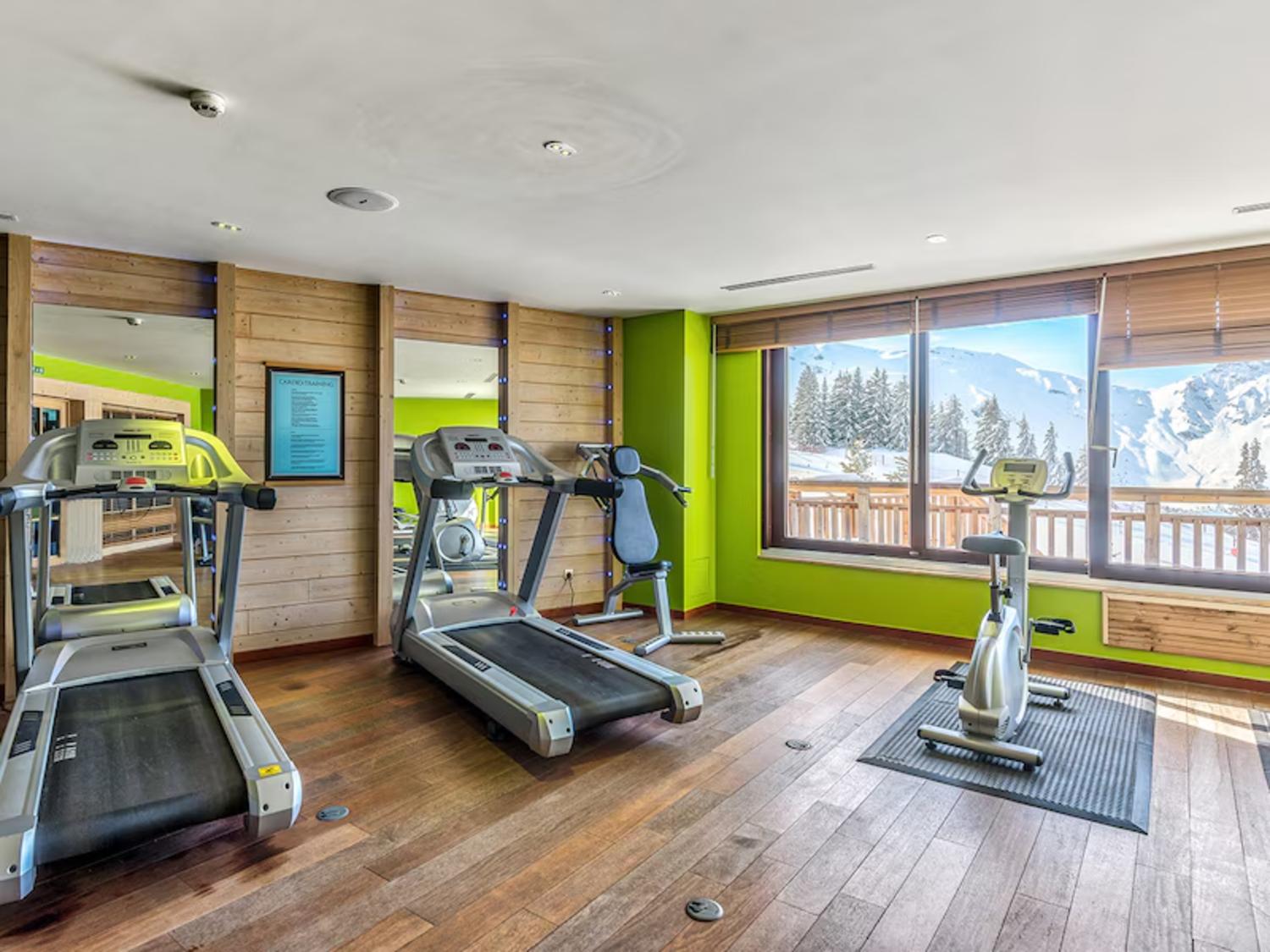 aaa-128835-43-1344521