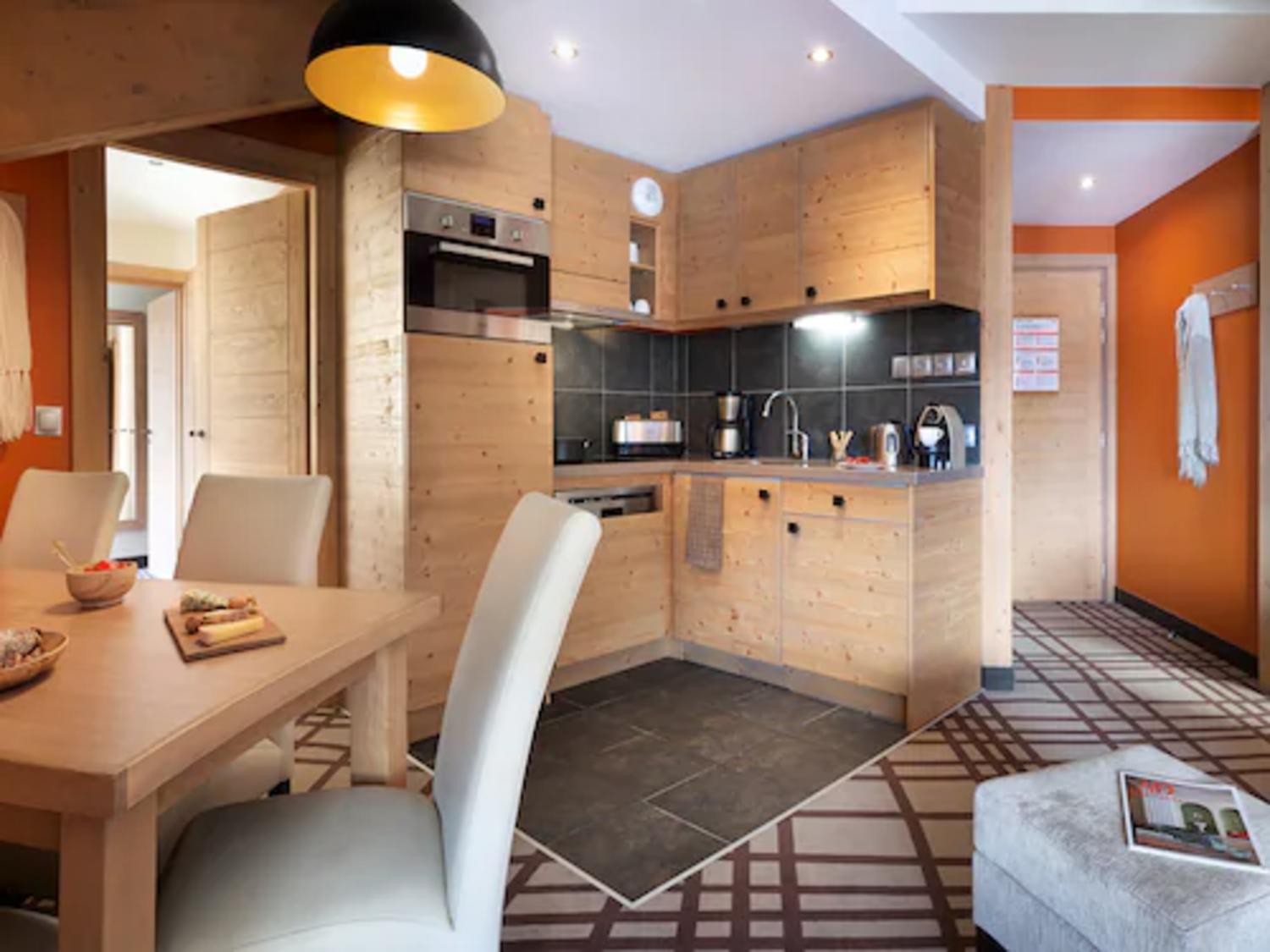 aaa-148499-43-1000060