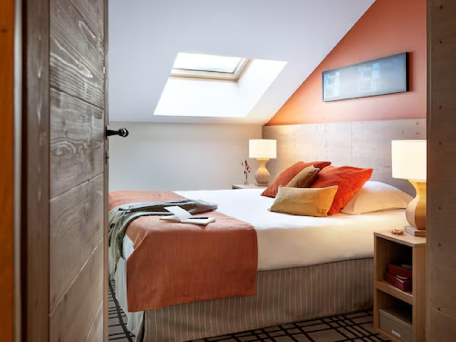 aaa-148517-43-1000015