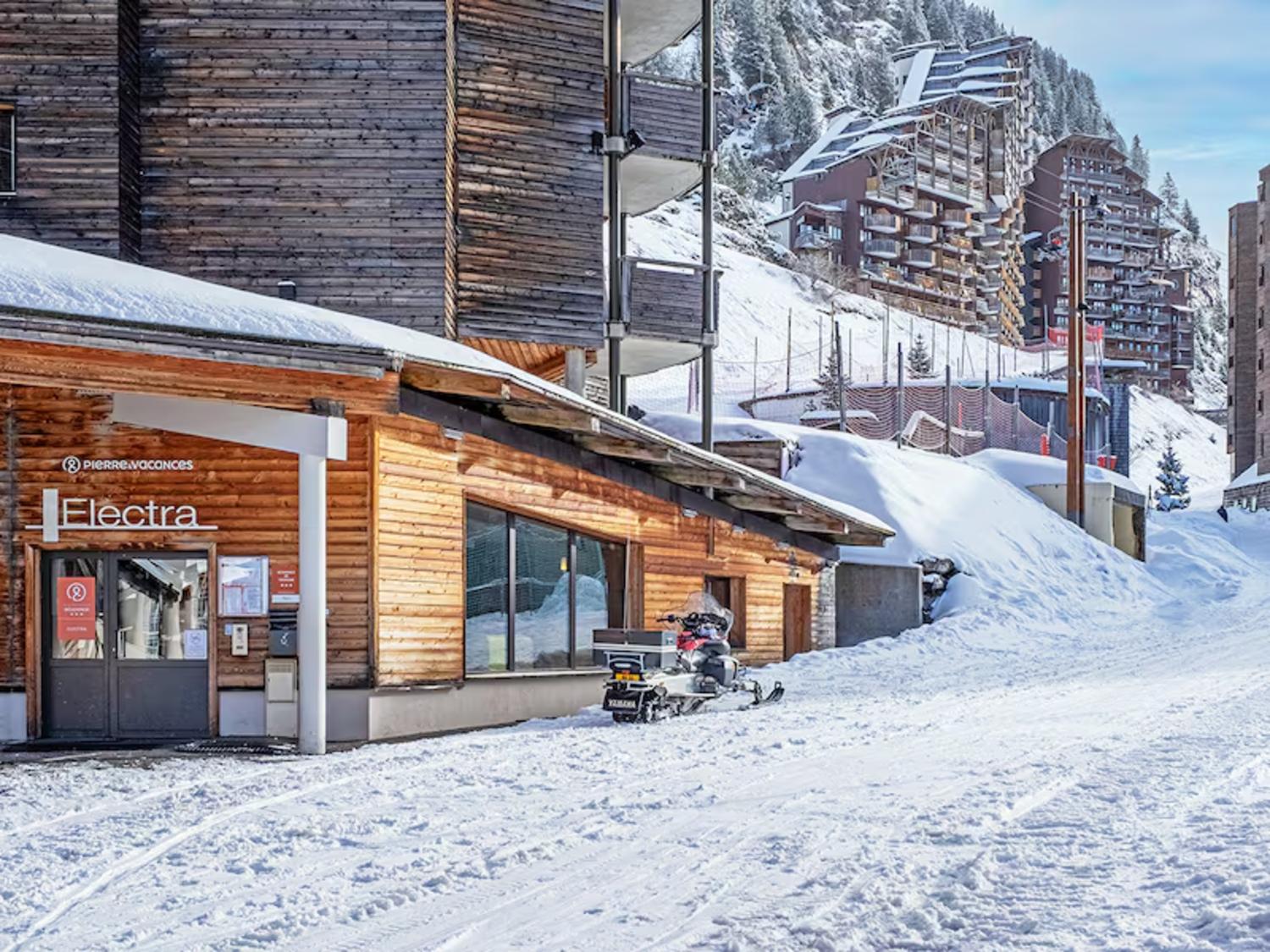 aaa-167040-43-1007710