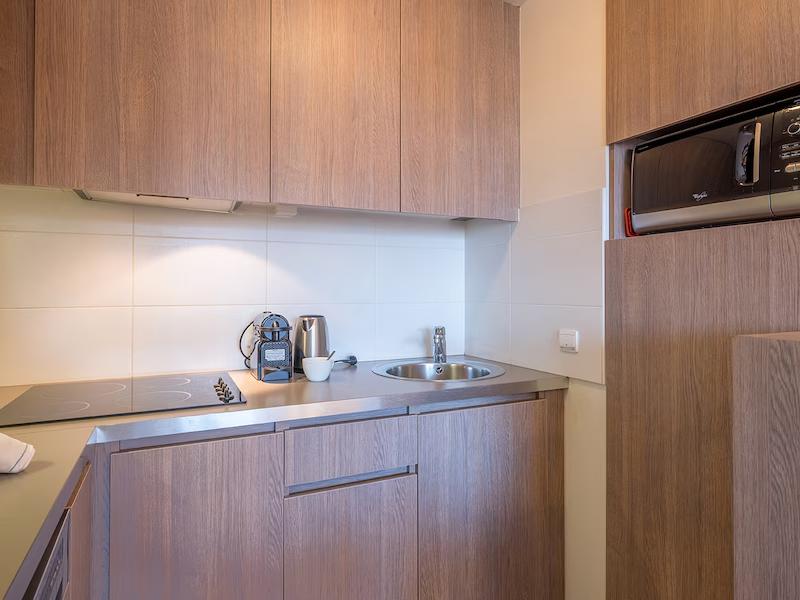 aaa-176968-43-999904