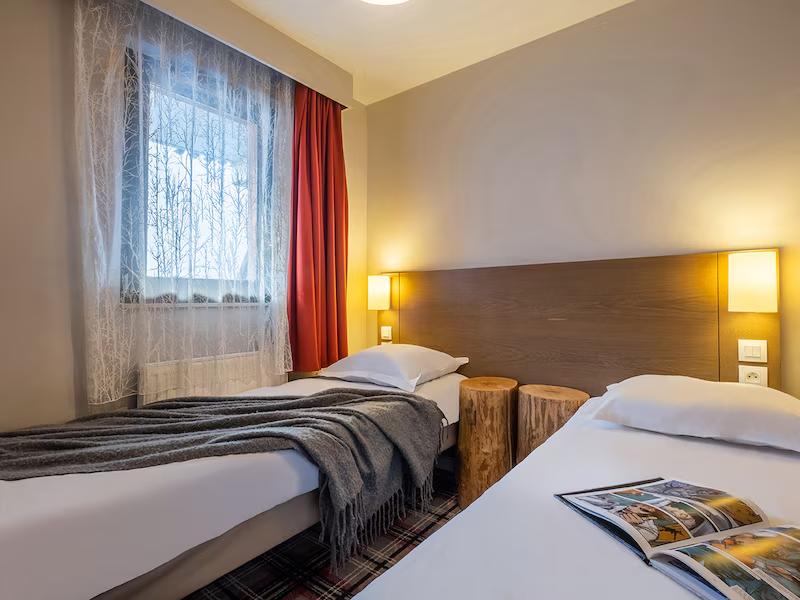 aaa-176979-43-999926