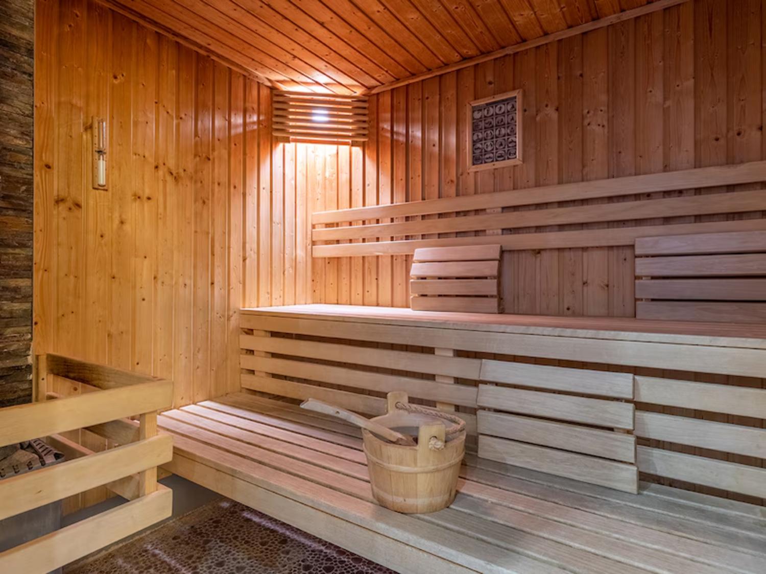 aaa-176986-43-1007739