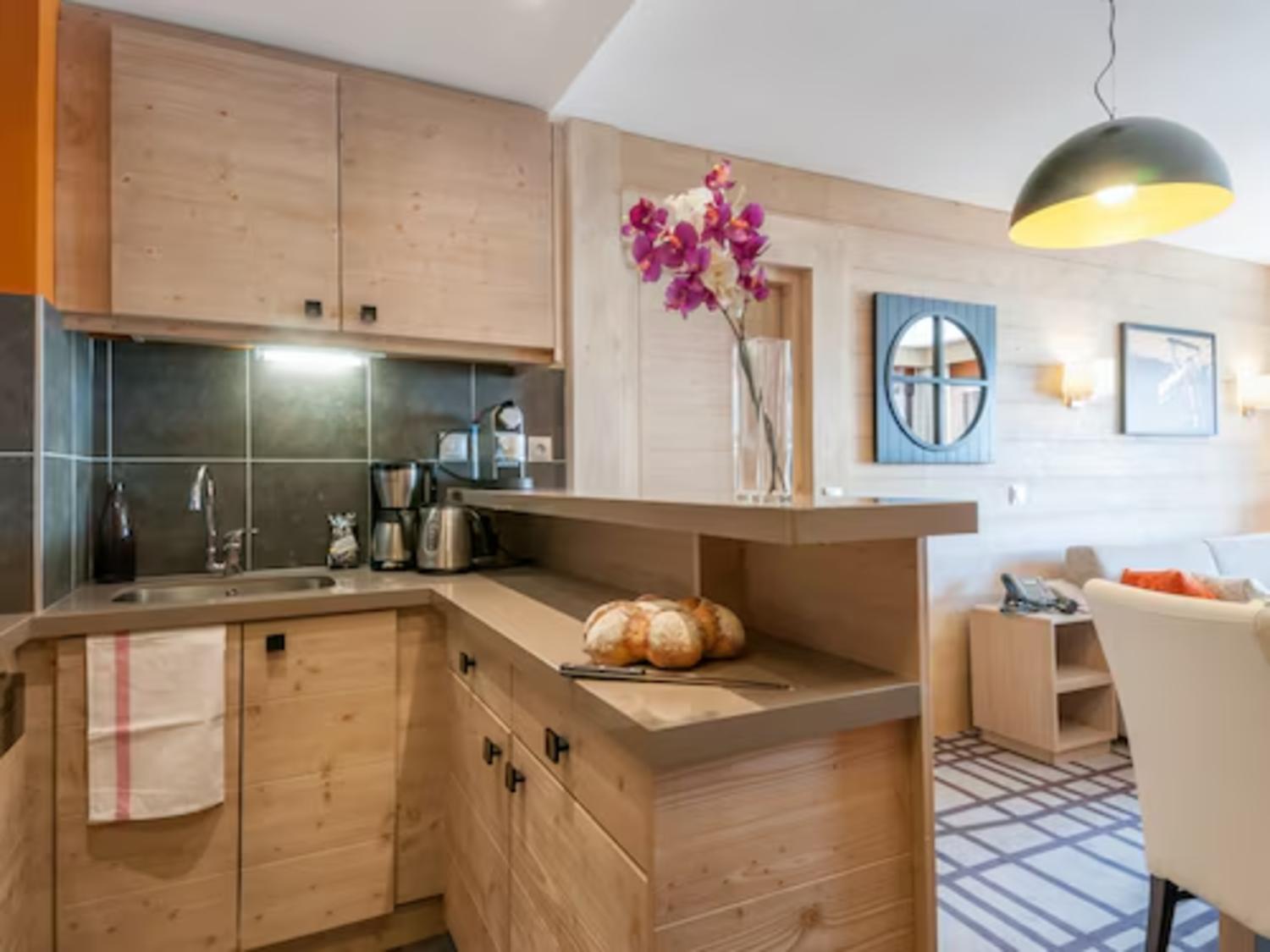 aaa-70700-43-1000034