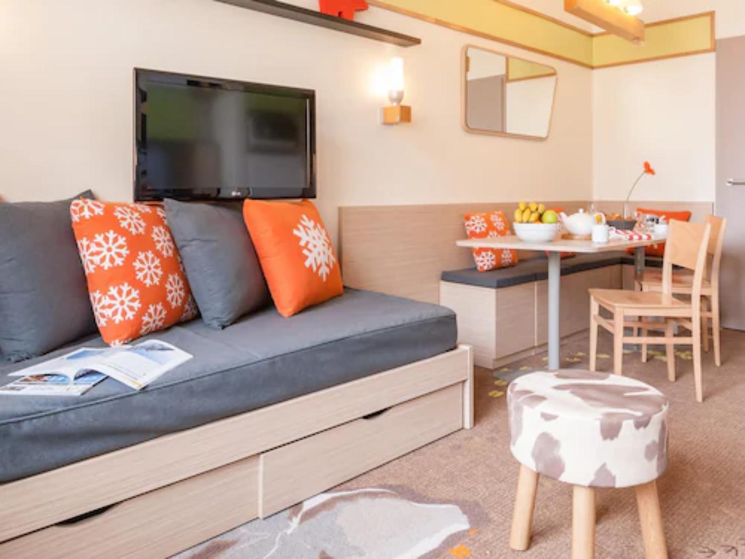 aaa-98654-43-1465908