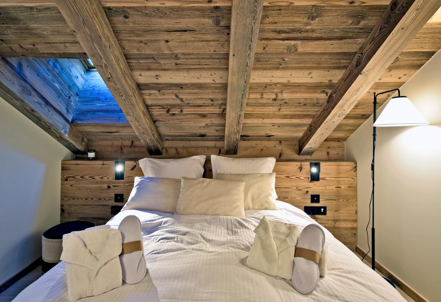 apartment-aspen-lgcdp-meribel-bedroom-3-1453945