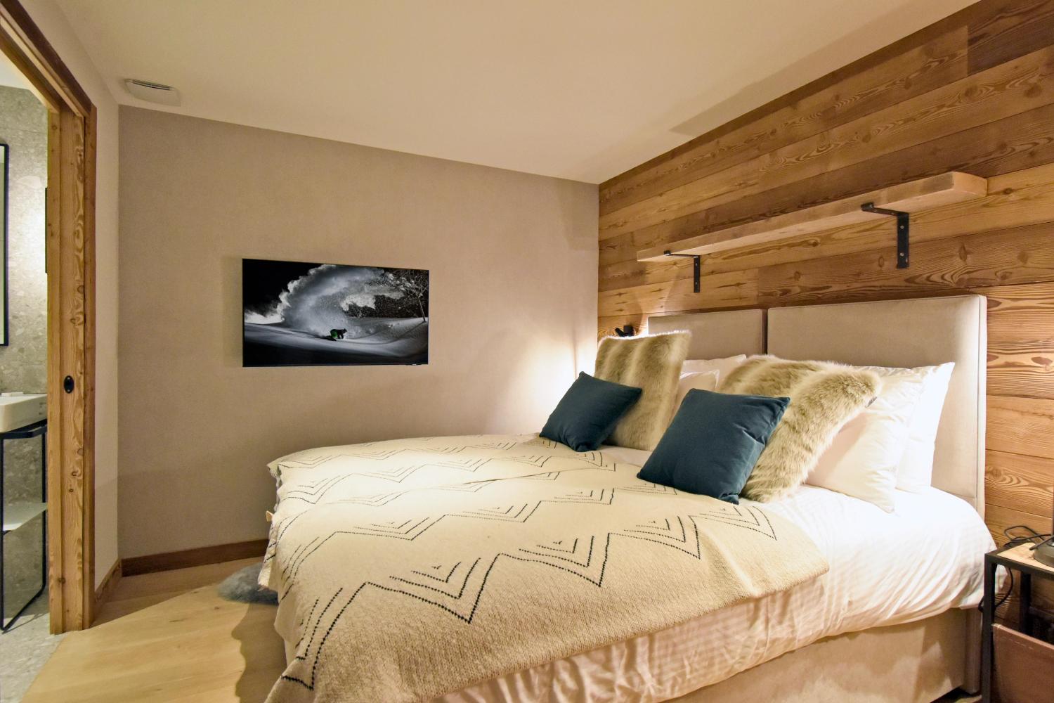 apartment-isba-001-barnes-meribel-bedroom-1453360
