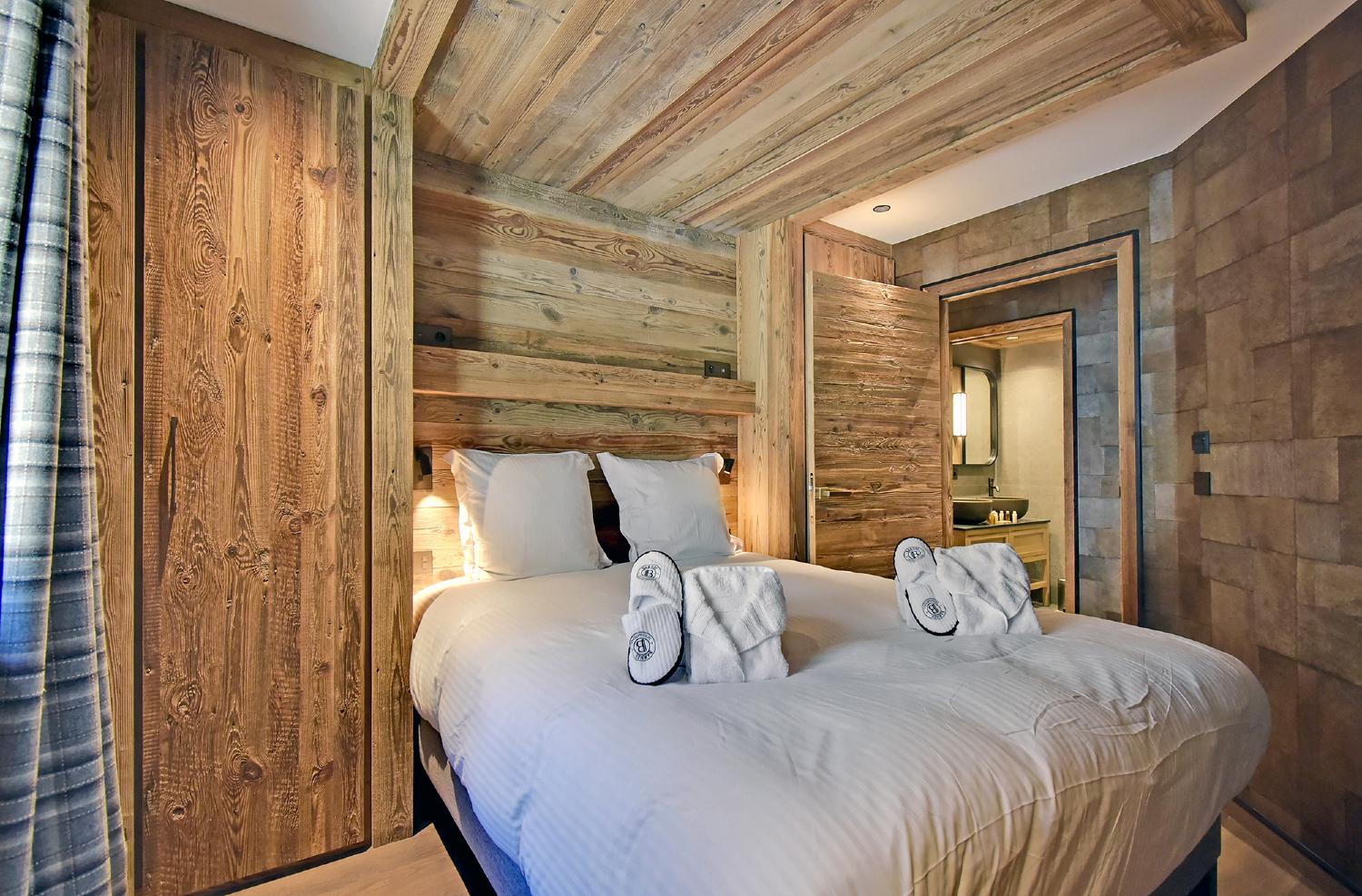 apartment-les-bosses-vdo-meribel-bedroom-6-1453825